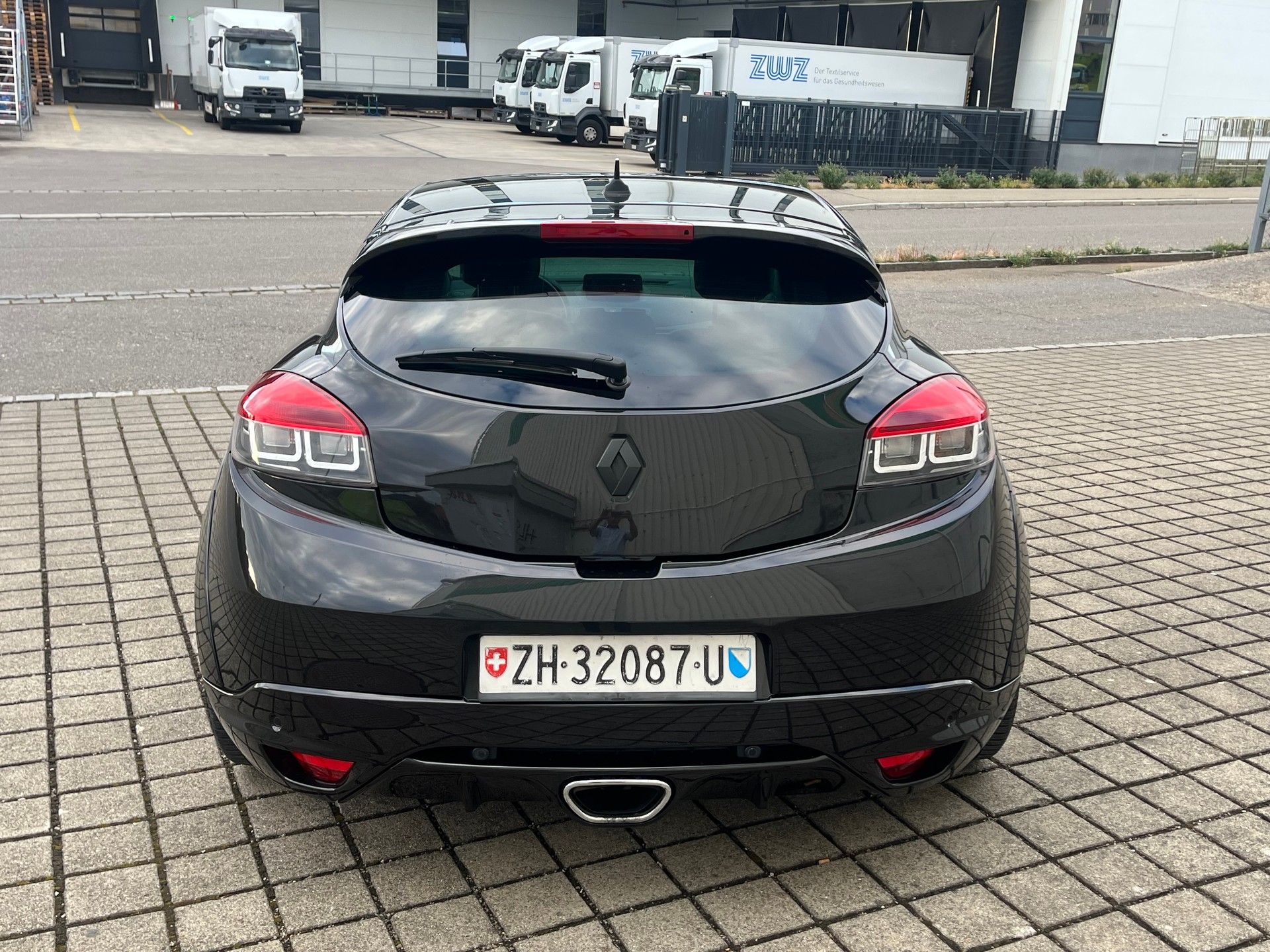 RENAULT Mégane Coupé 2.0 16V Turbo RS-image-5