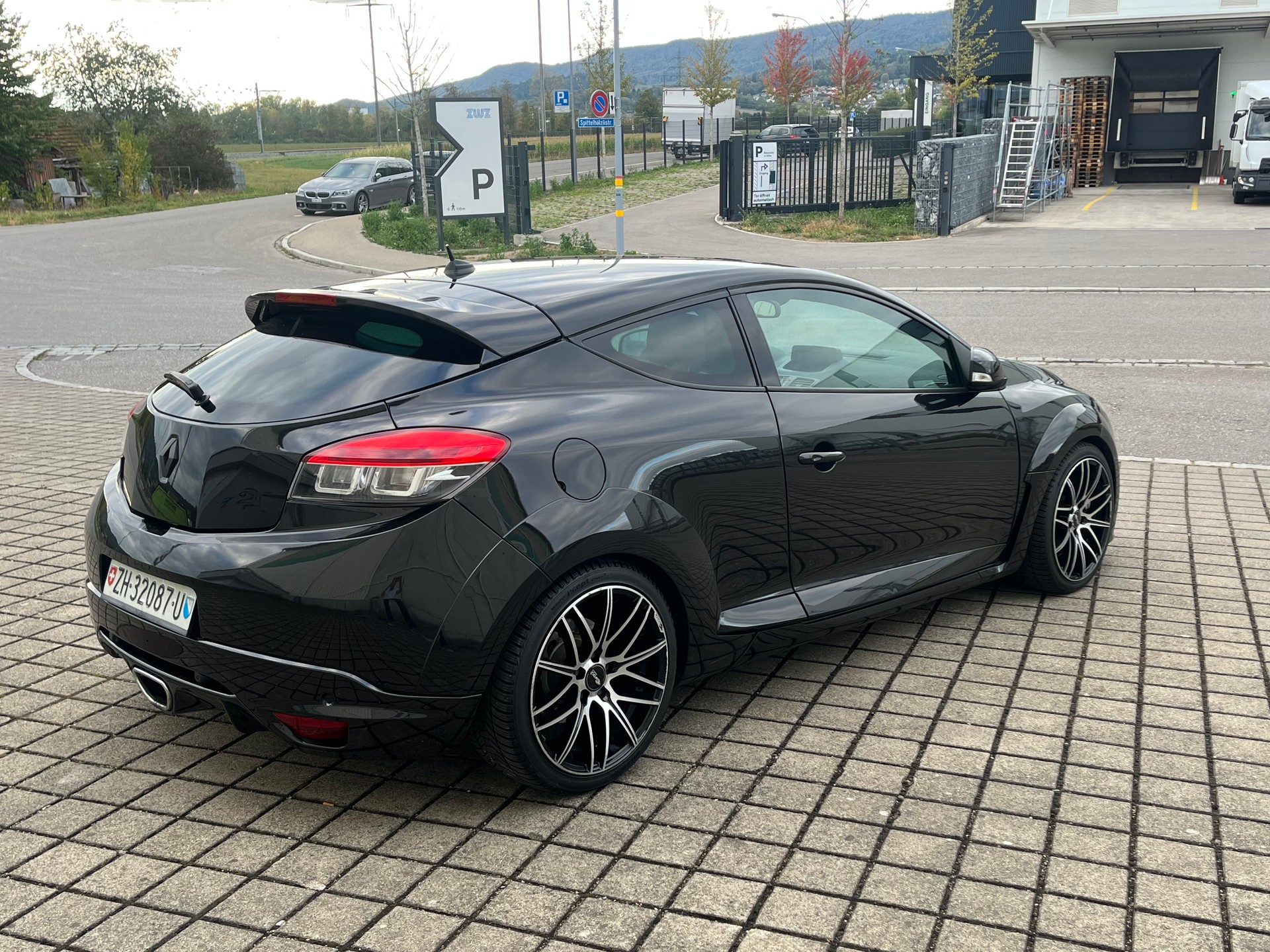 RENAULT Mégane Coupé 2.0 16V Turbo RS-image-4