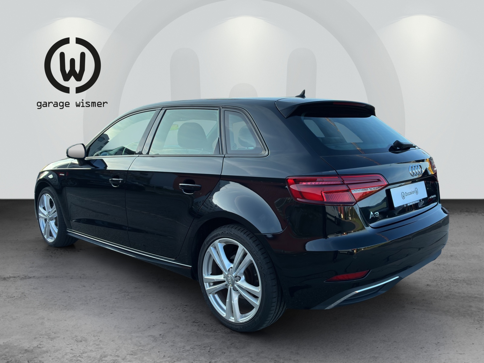 AUDI A3 Sportback 1.4 e-tron Sport S-tronic-image-2