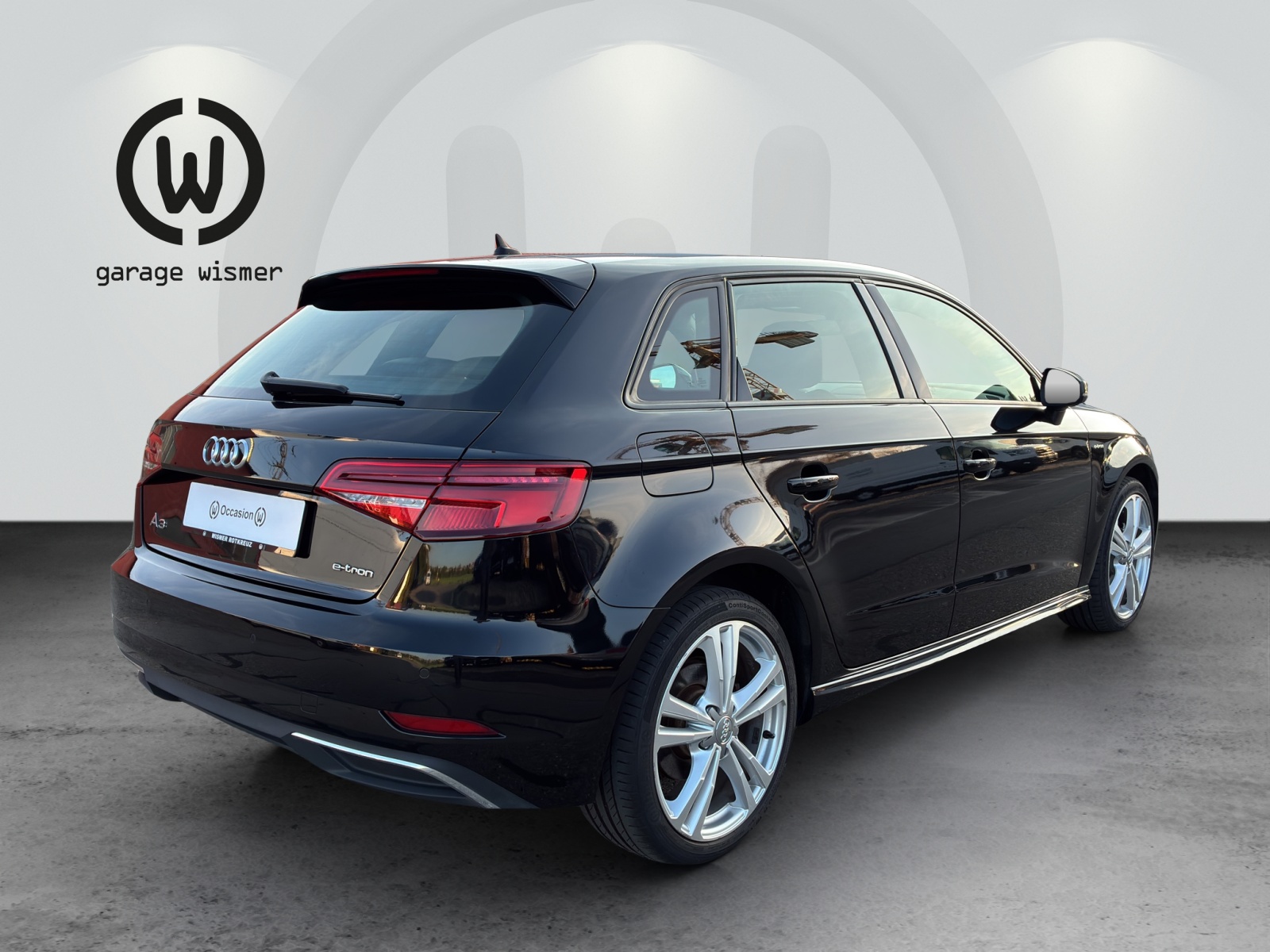 AUDI A3 Sportback 1.4 e-tron Sport S-tronic-image-3