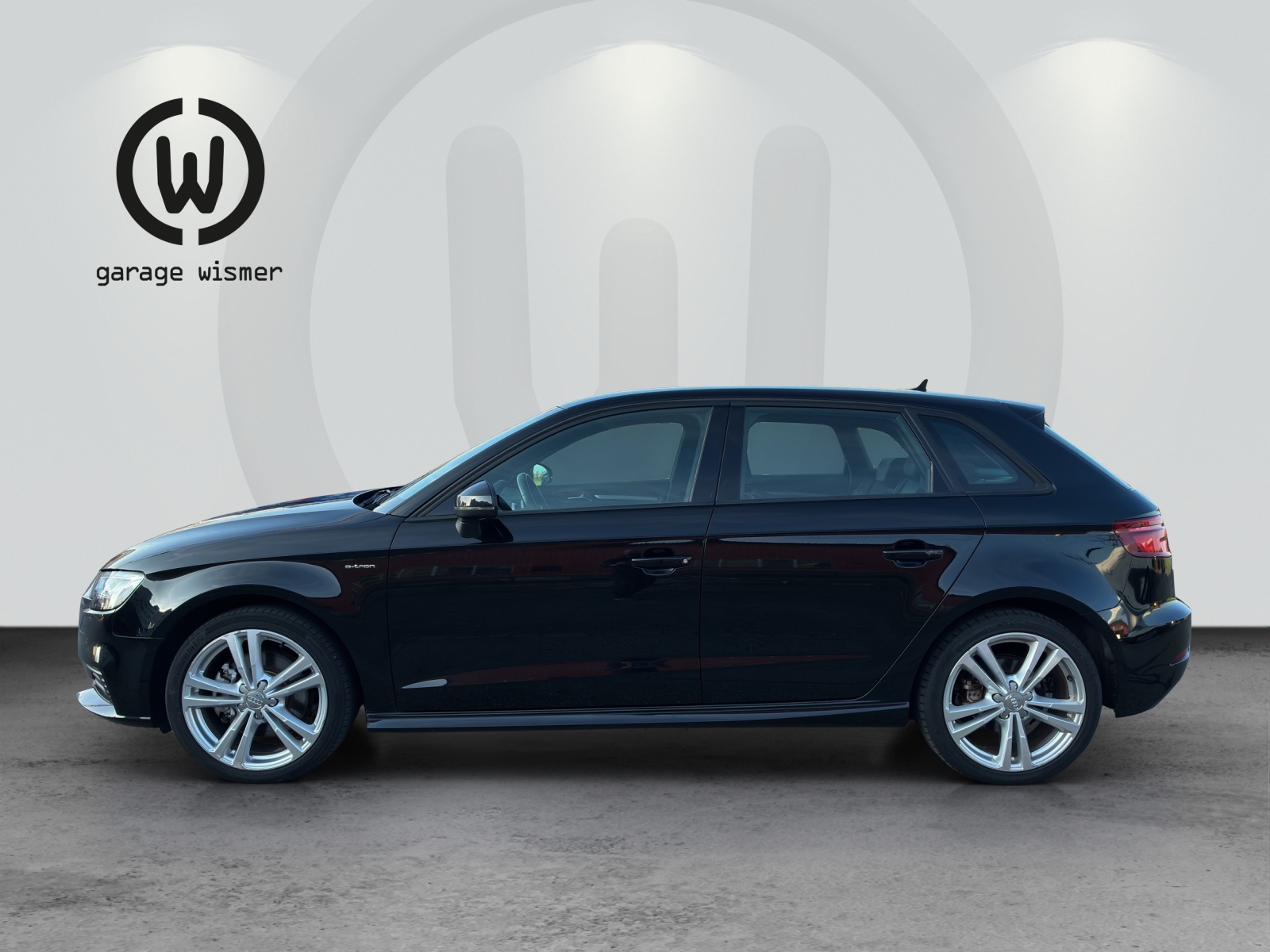 AUDI A3 Sportback 1.4 e-tron Sport S-tronic-showroom-element-1