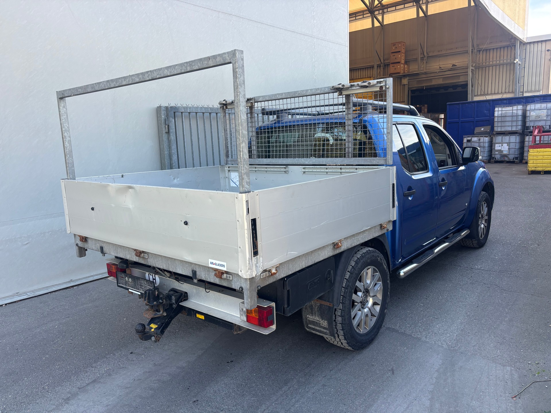 NISSAN Navara V6 Double Cab LE 3.0 dCi 4WD LB Automat-image-2