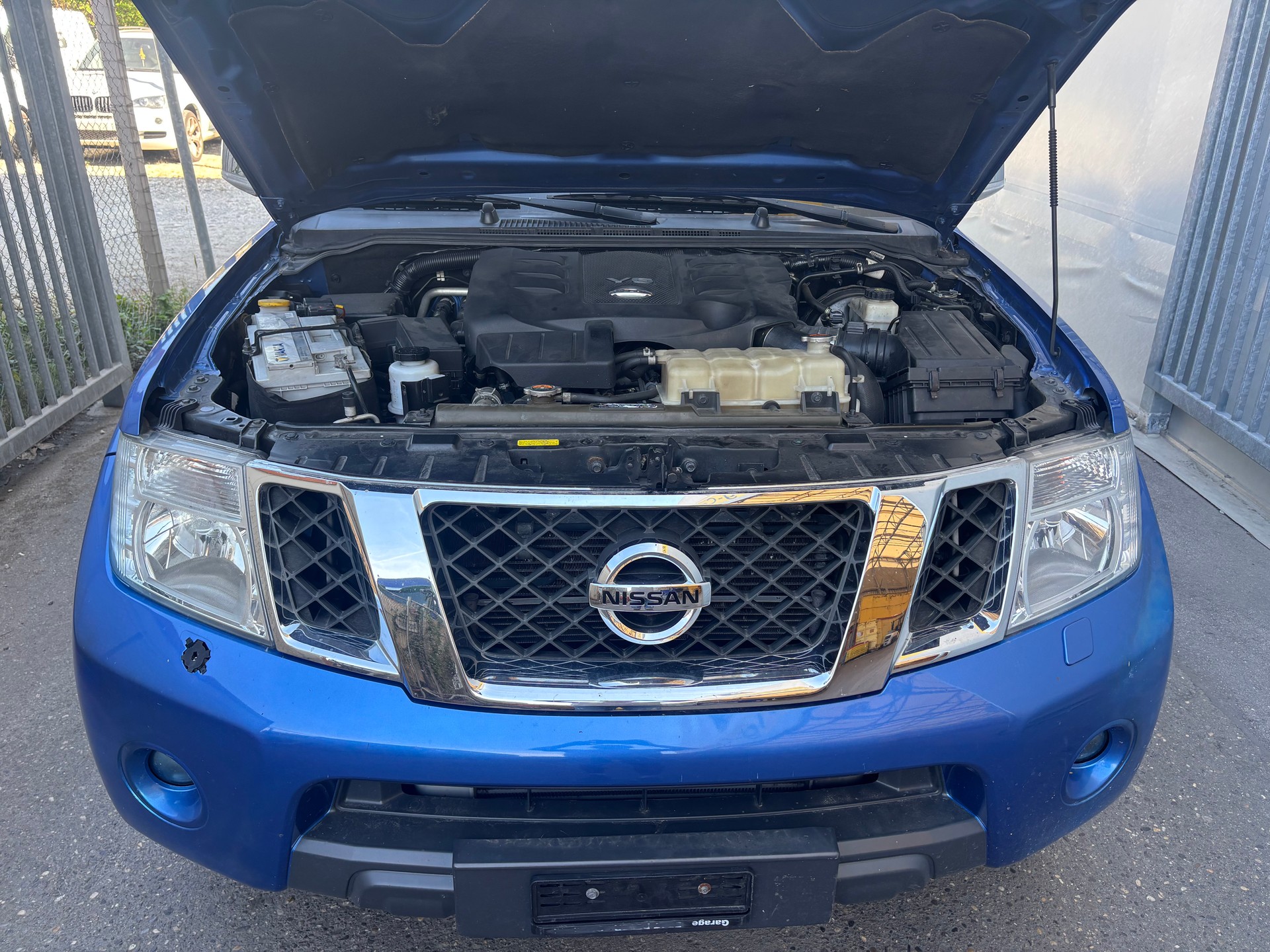 NISSAN Navara V6 Double Cab LE 3.0 dCi 4WD LB Automat-image-13