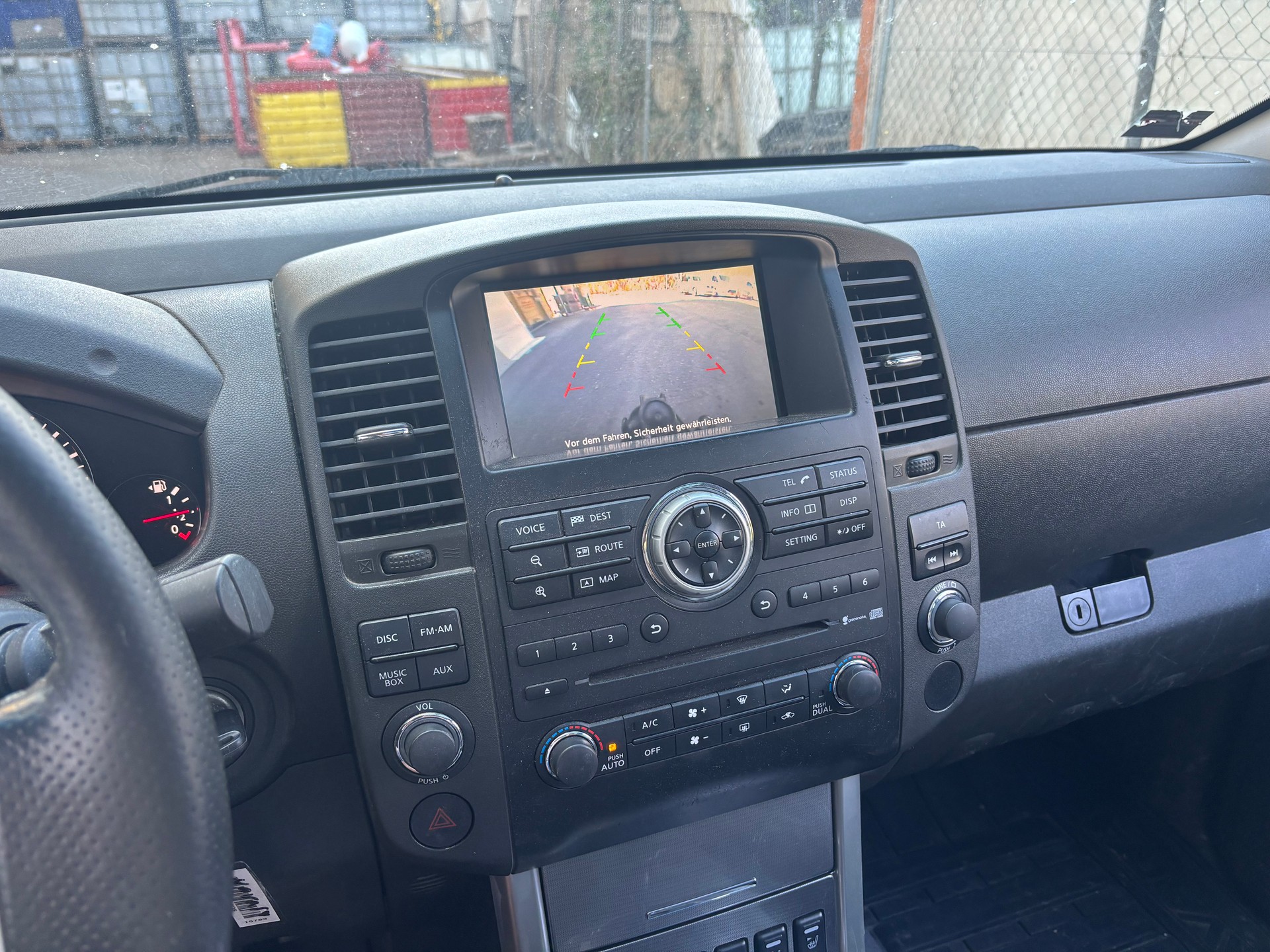 NISSAN Navara V6 Double Cab LE 3.0 dCi 4WD LB Automat-image-11