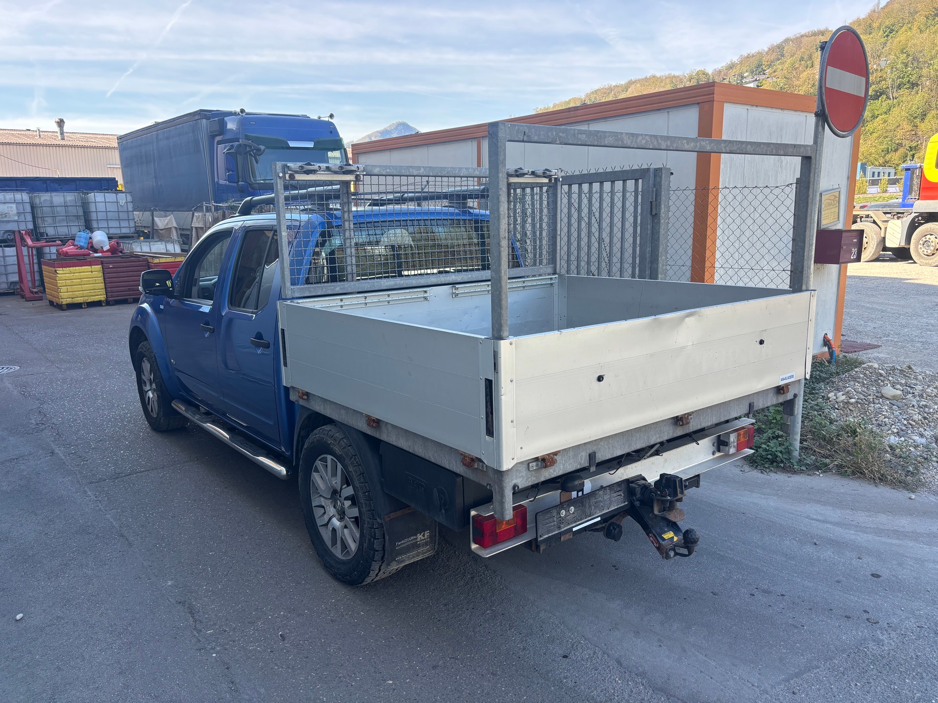NISSAN Navara V6 Double Cab LE 3.0 dCi 4WD LB Automat-image-3