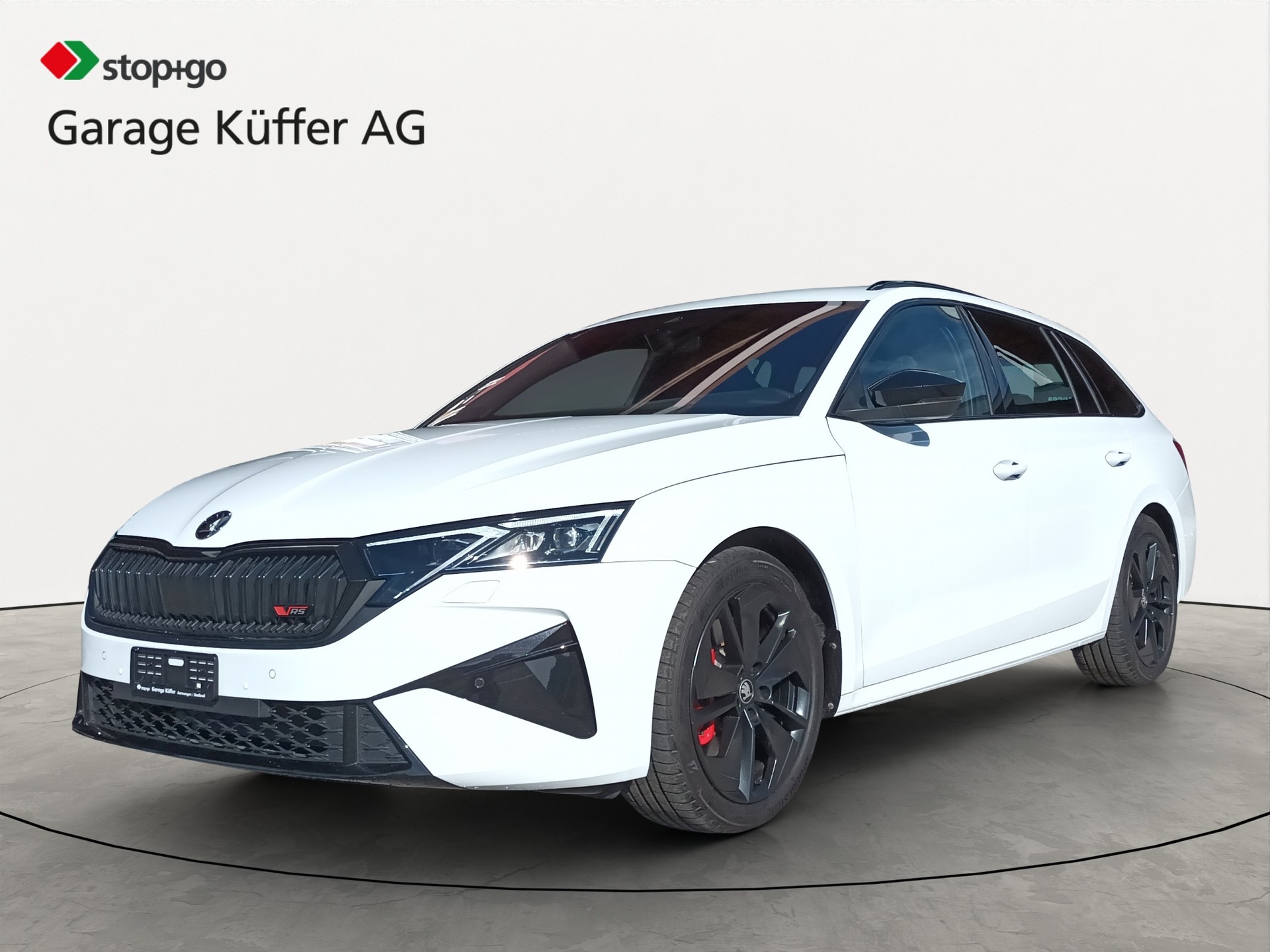 SKODA Octavia Combi 2.0 TSI DSG RS-image-0