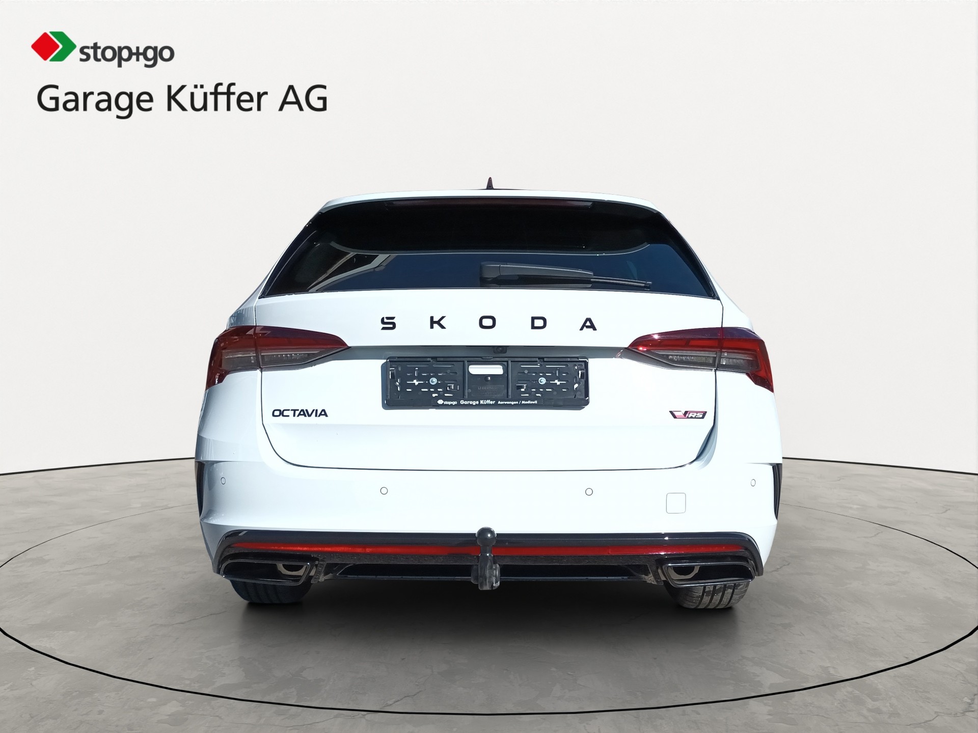 SKODA Octavia Combi 2.0 TSI DSG RS-image-5