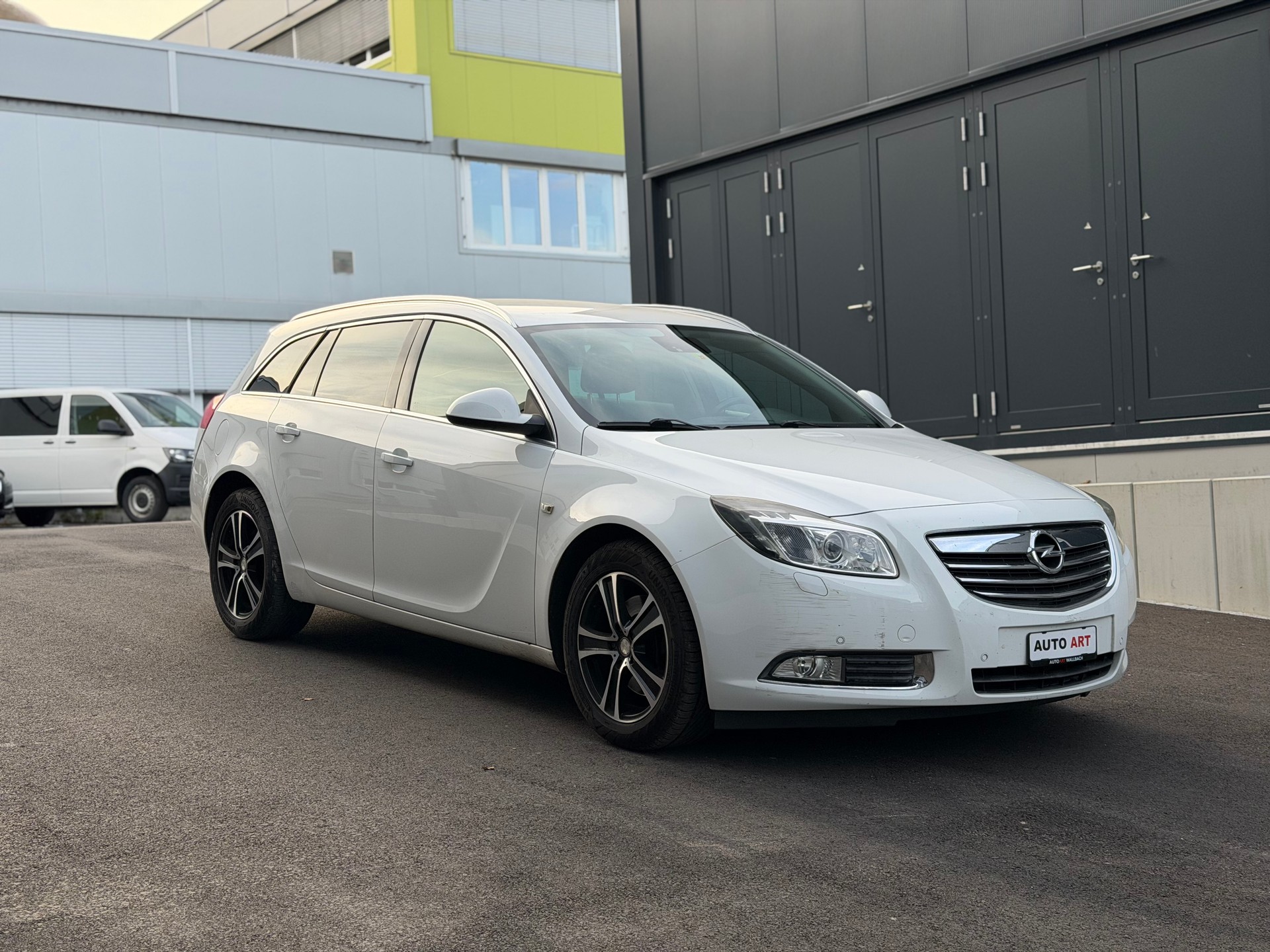 OPEL Insignia Sports Tourer 2.0 Turbo Edition Automatic-image-1