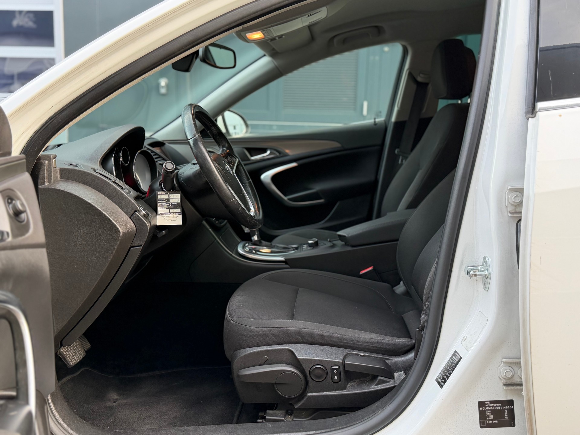 OPEL Insignia Sports Tourer 2.0 Turbo Edition Automatic-image-7