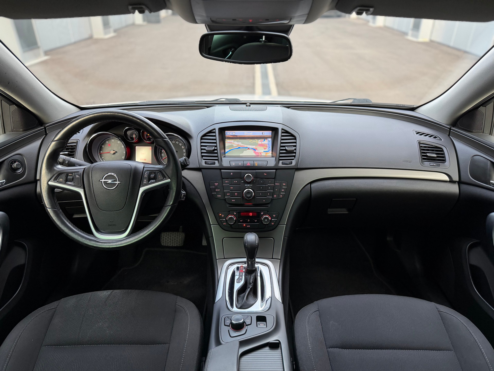 OPEL Insignia Sports Tourer 2.0 Turbo Edition Automatic-image-8