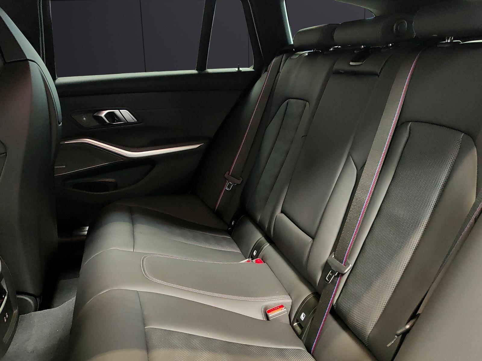 BMW 3er Reihe G81 Touring M3 Competition xDrive-image-16