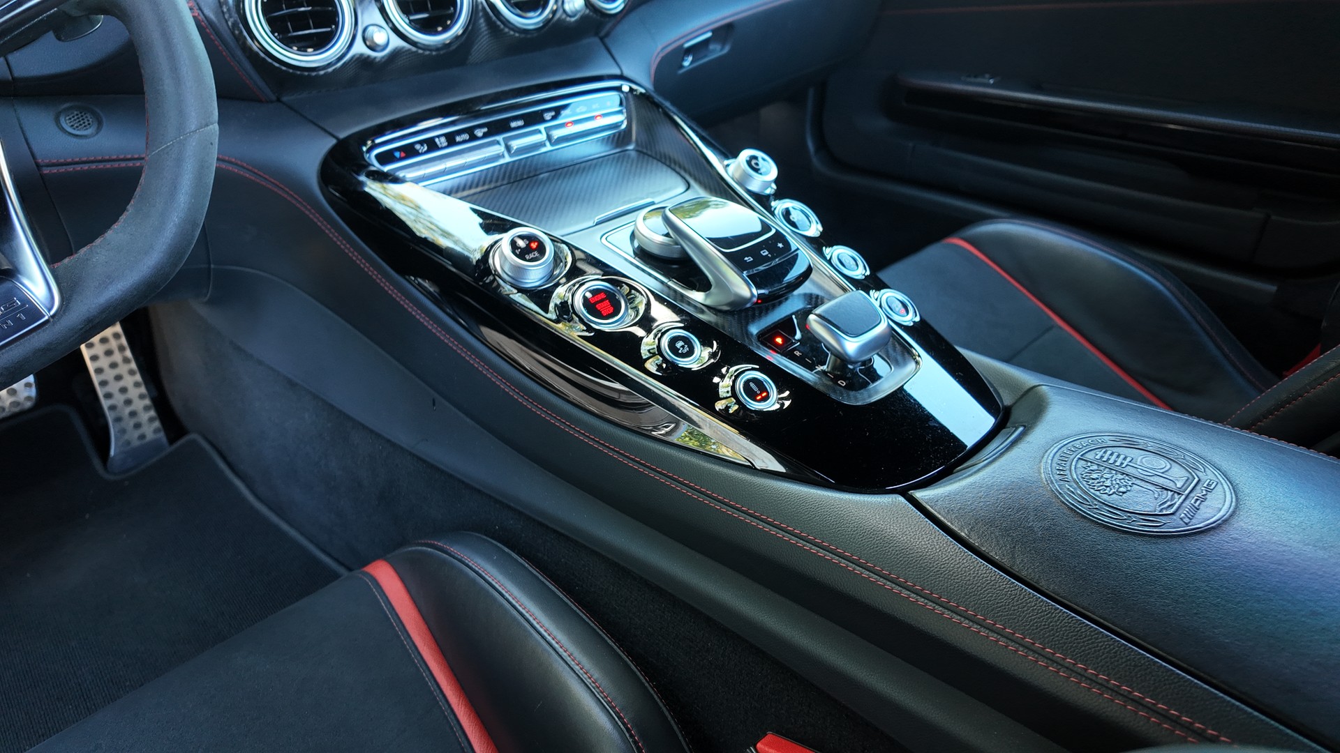 MERCEDES-BENZ AMG GT S Edition 1 Speedshift DCT-image-11