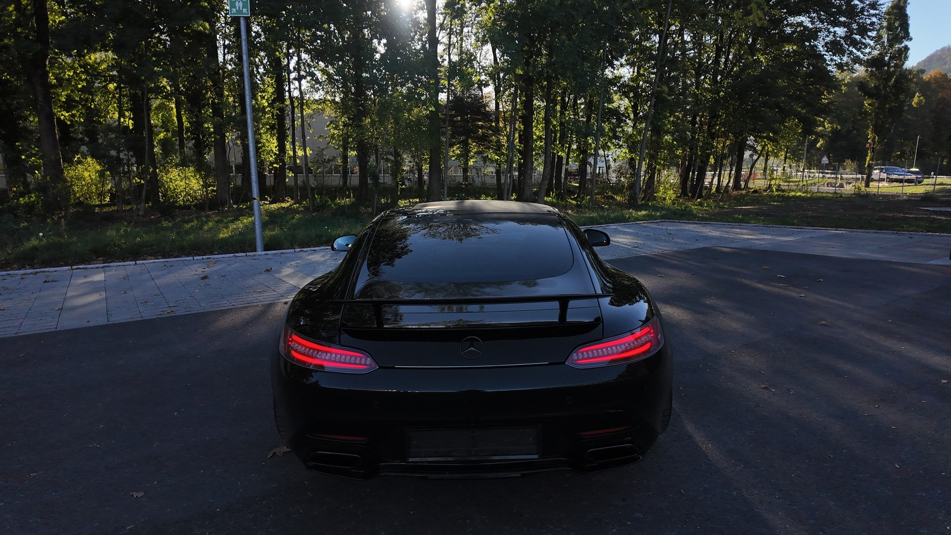 MERCEDES-BENZ AMG GT S Edition 1 Speedshift DCT-image-4