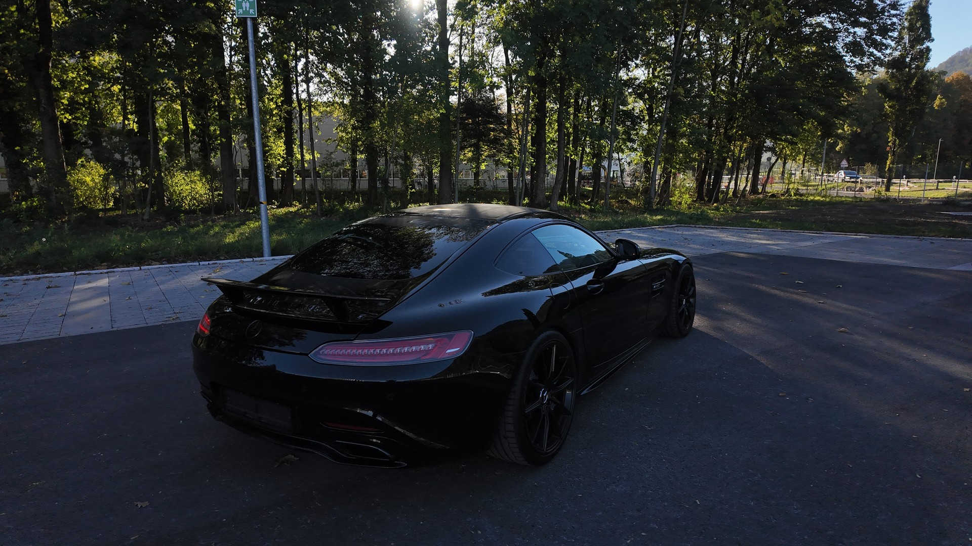 MERCEDES-BENZ AMG GT S Edition 1 Speedshift DCT-image-5