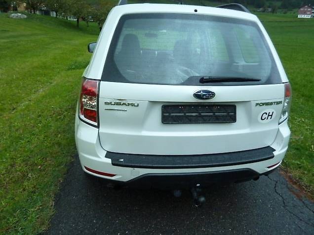 SUBARU Forester 2.0X Advantage-image-9