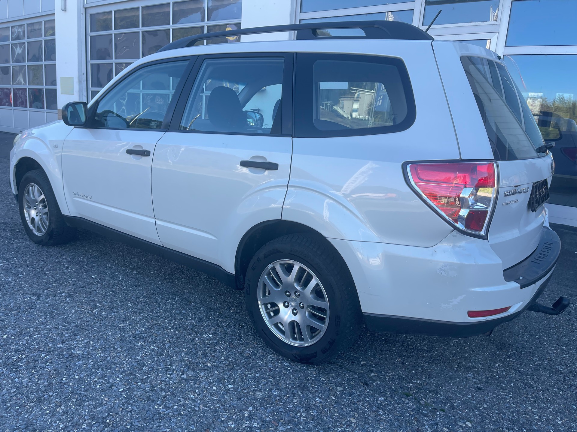 SUBARU Forester 2.0X Advantage-image-3