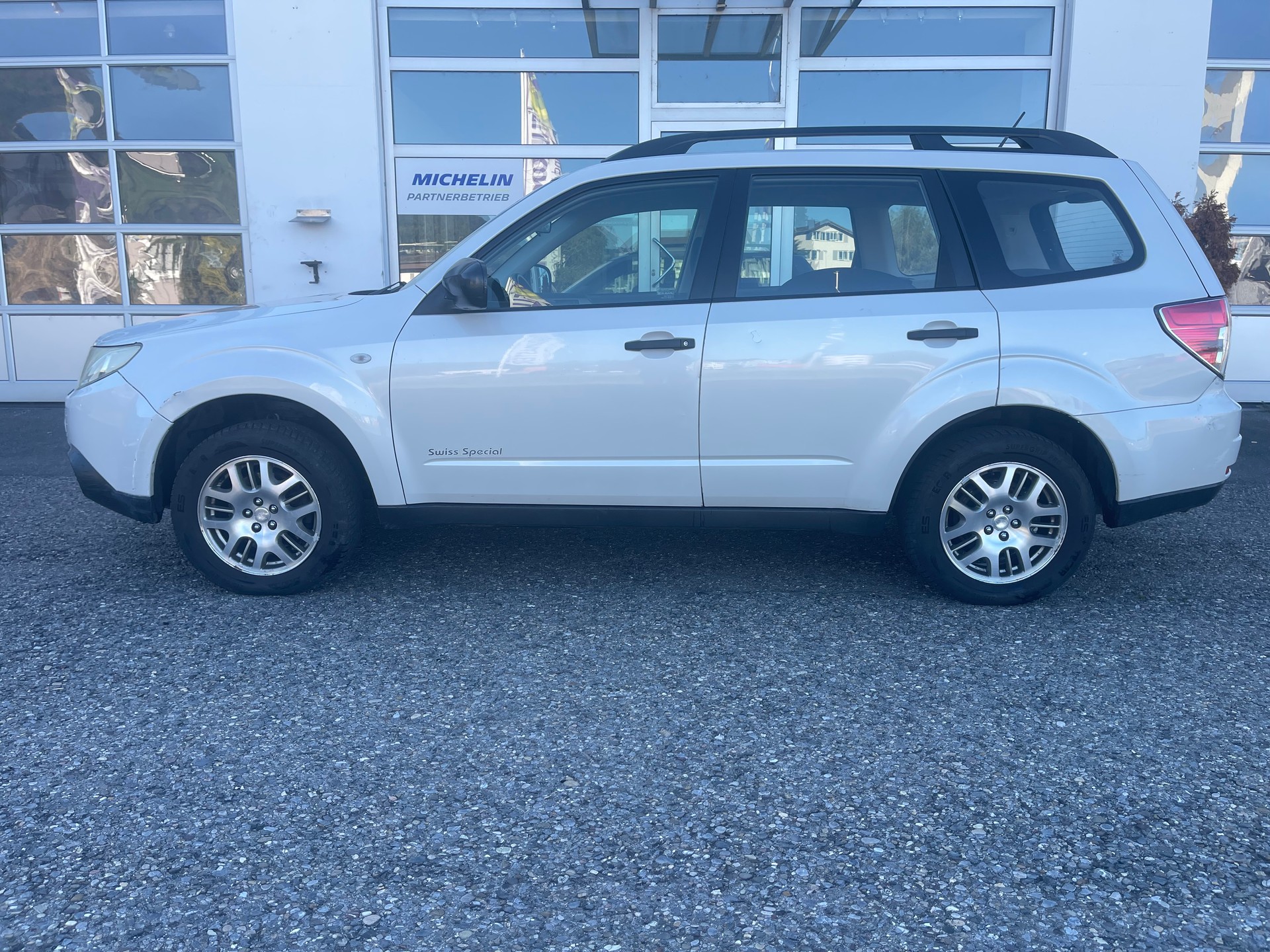 SUBARU Forester 2.0X Advantage-image-1