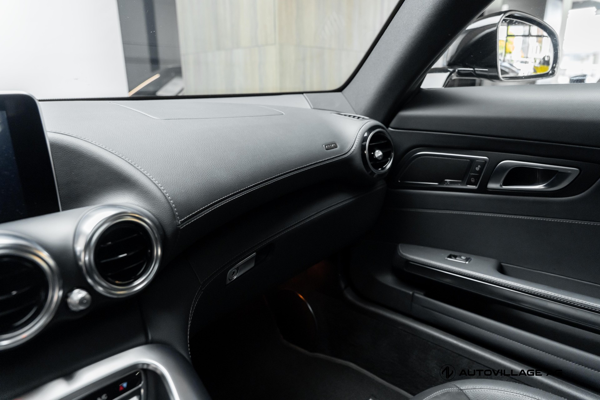 MERCEDES-BENZ AMG GT S Speedshift DCT-image-12