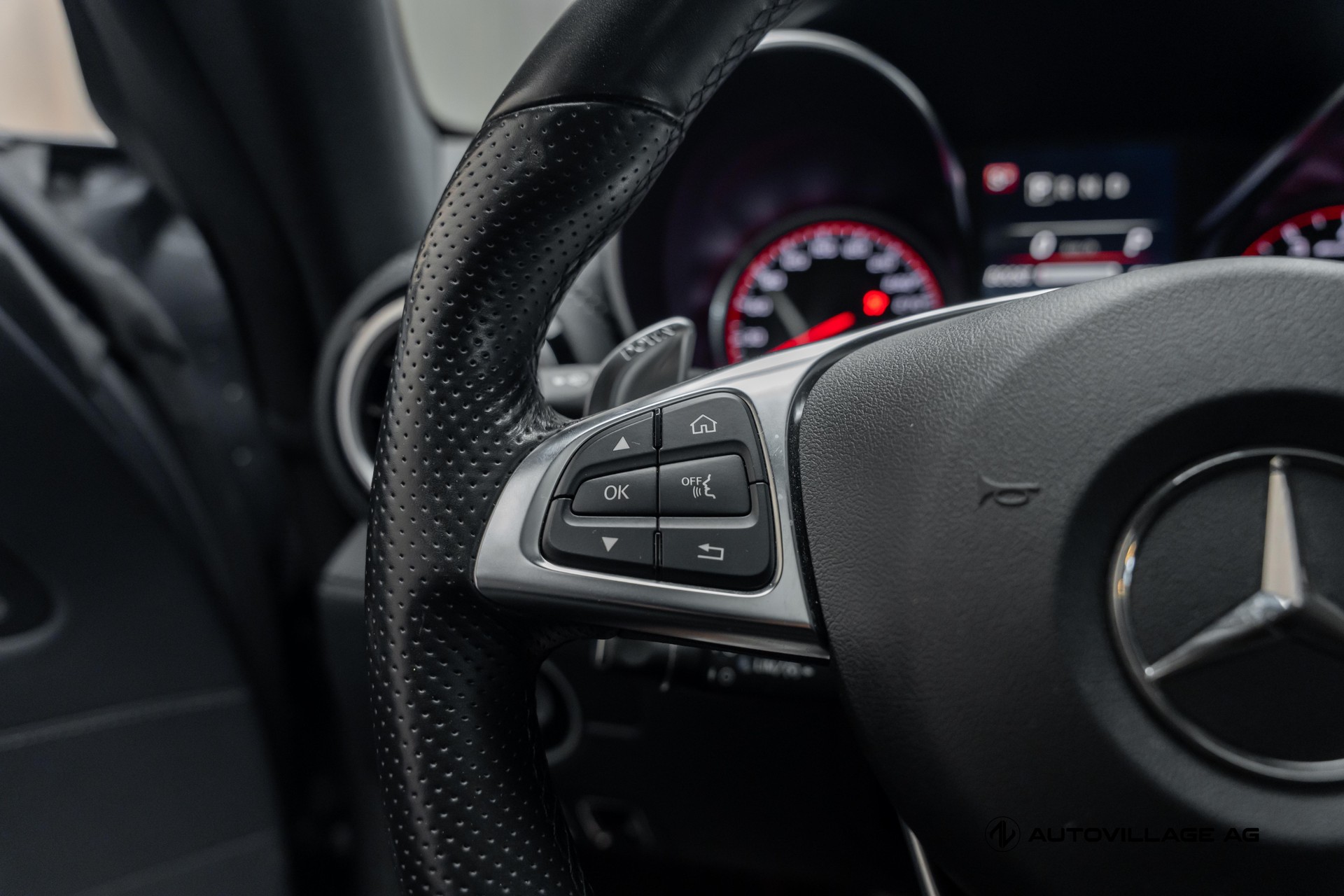 MERCEDES-BENZ AMG GT S Speedshift DCT-image-15