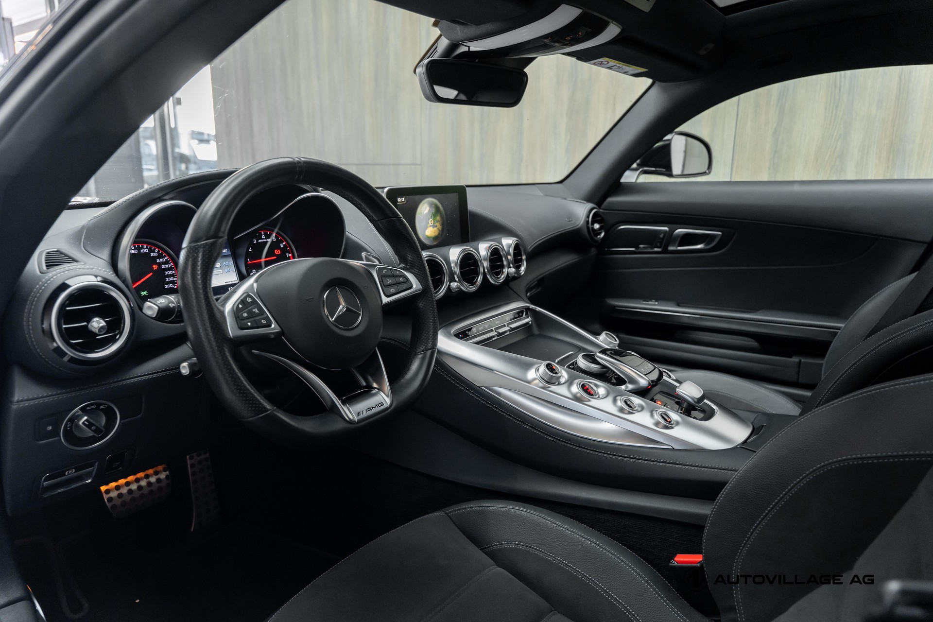 MERCEDES-BENZ AMG GT S Speedshift DCT-image-3