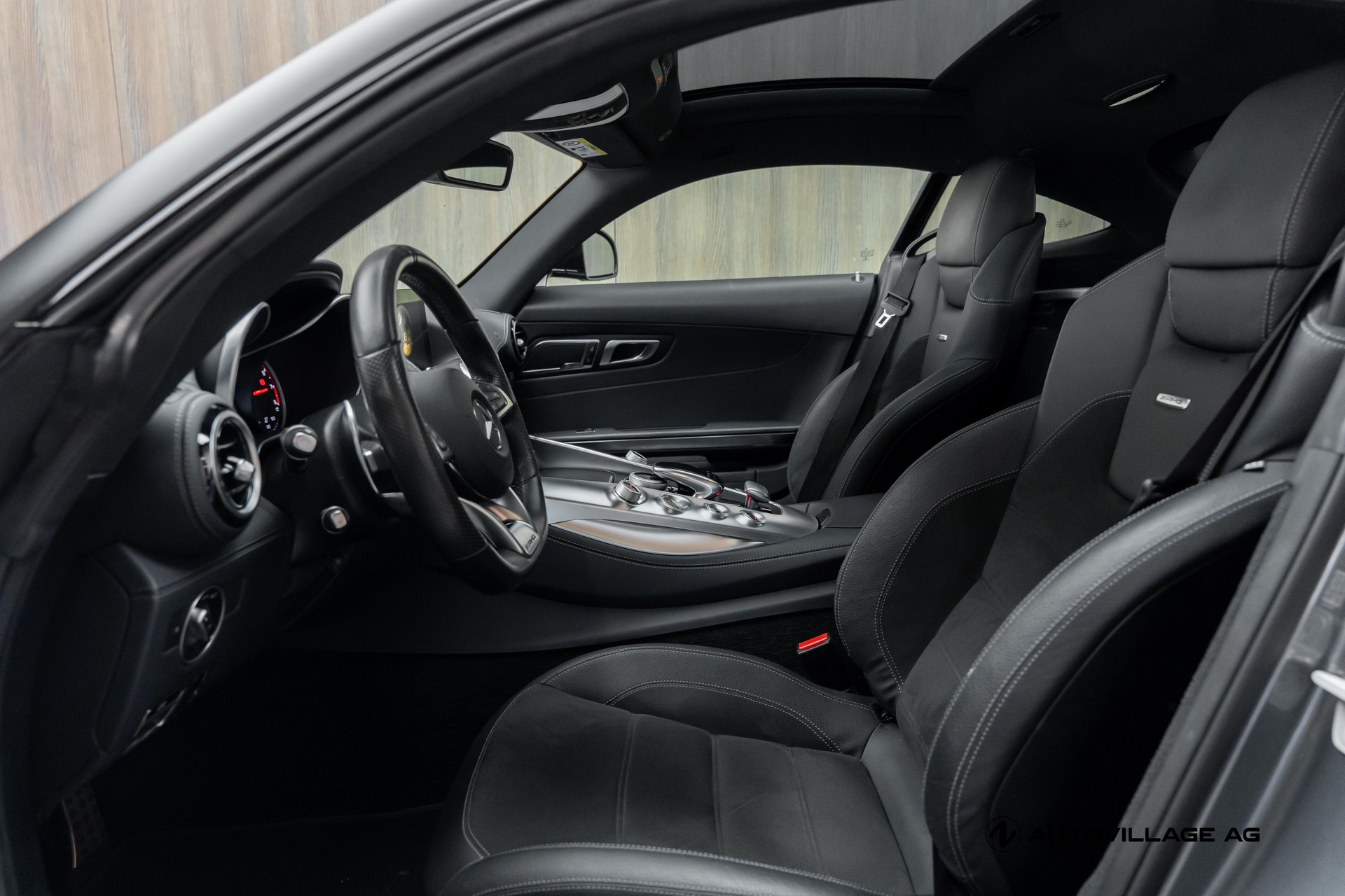MERCEDES-BENZ AMG GT S Speedshift DCT-image-4