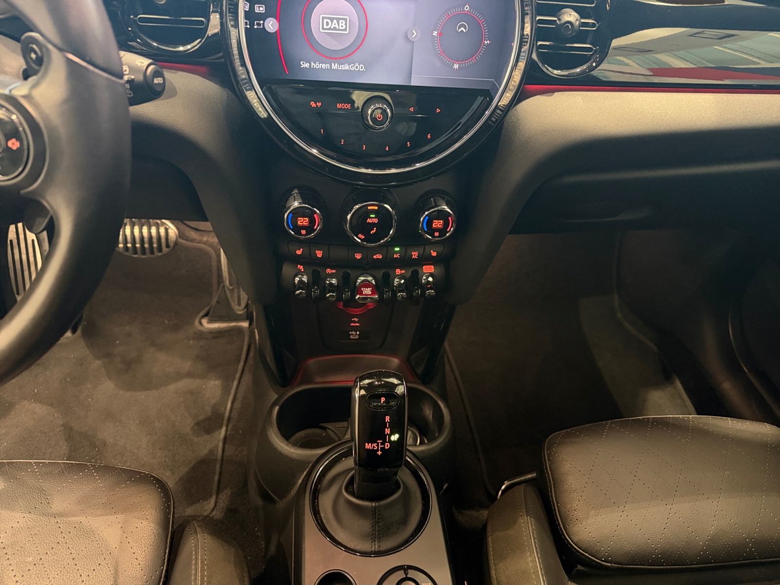 MINI Cooper S Trafalgar Edition Steptronic DKG-image-16