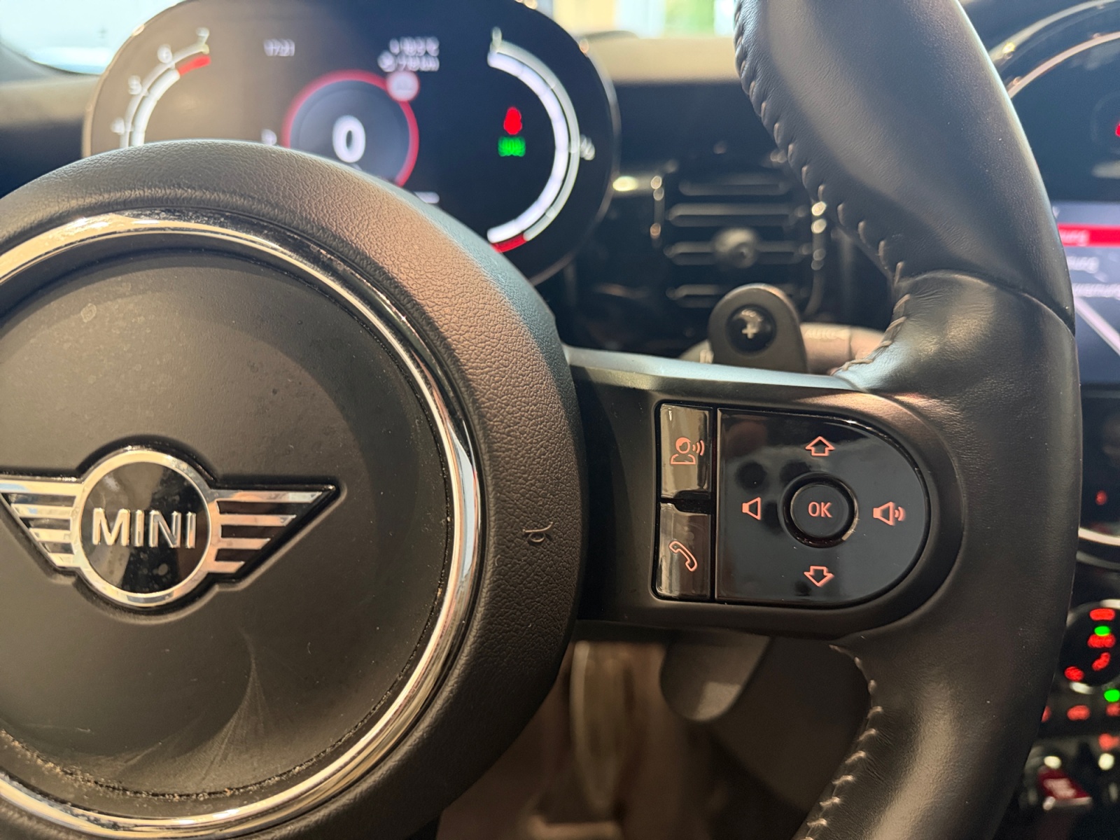 MINI Cooper S Trafalgar Edition Steptronic DKG-image-11