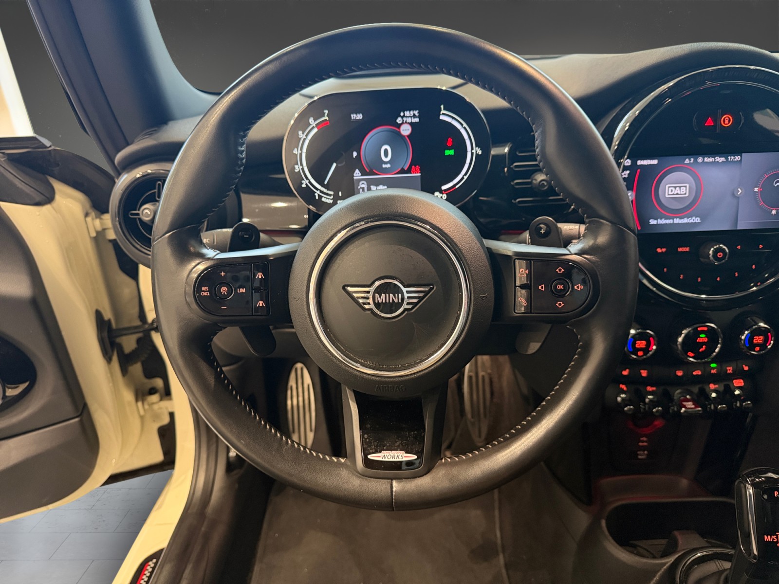 MINI Cooper S Trafalgar Edition Steptronic DKG-image-12
