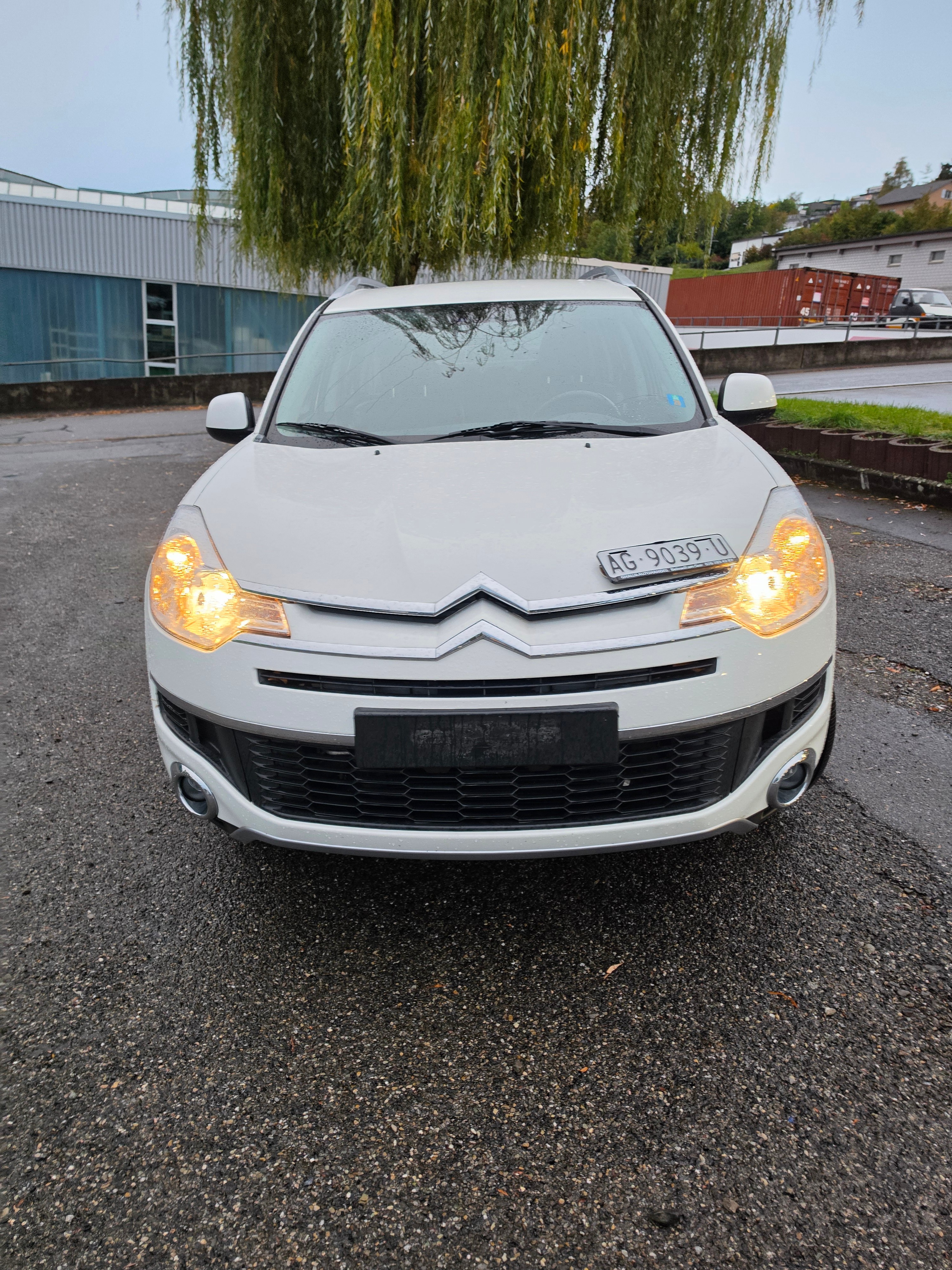 Car photo
