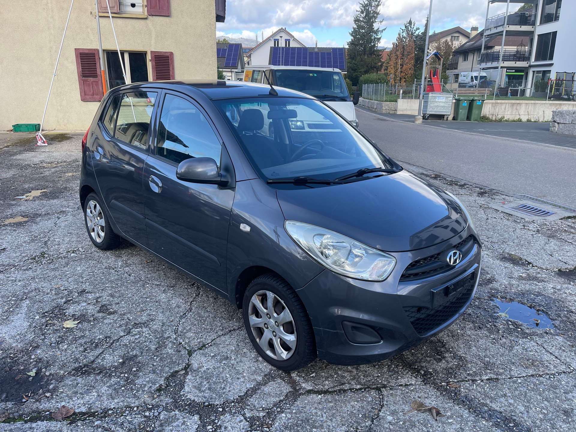 HYUNDAI i10 1.1 Comfort-image-1