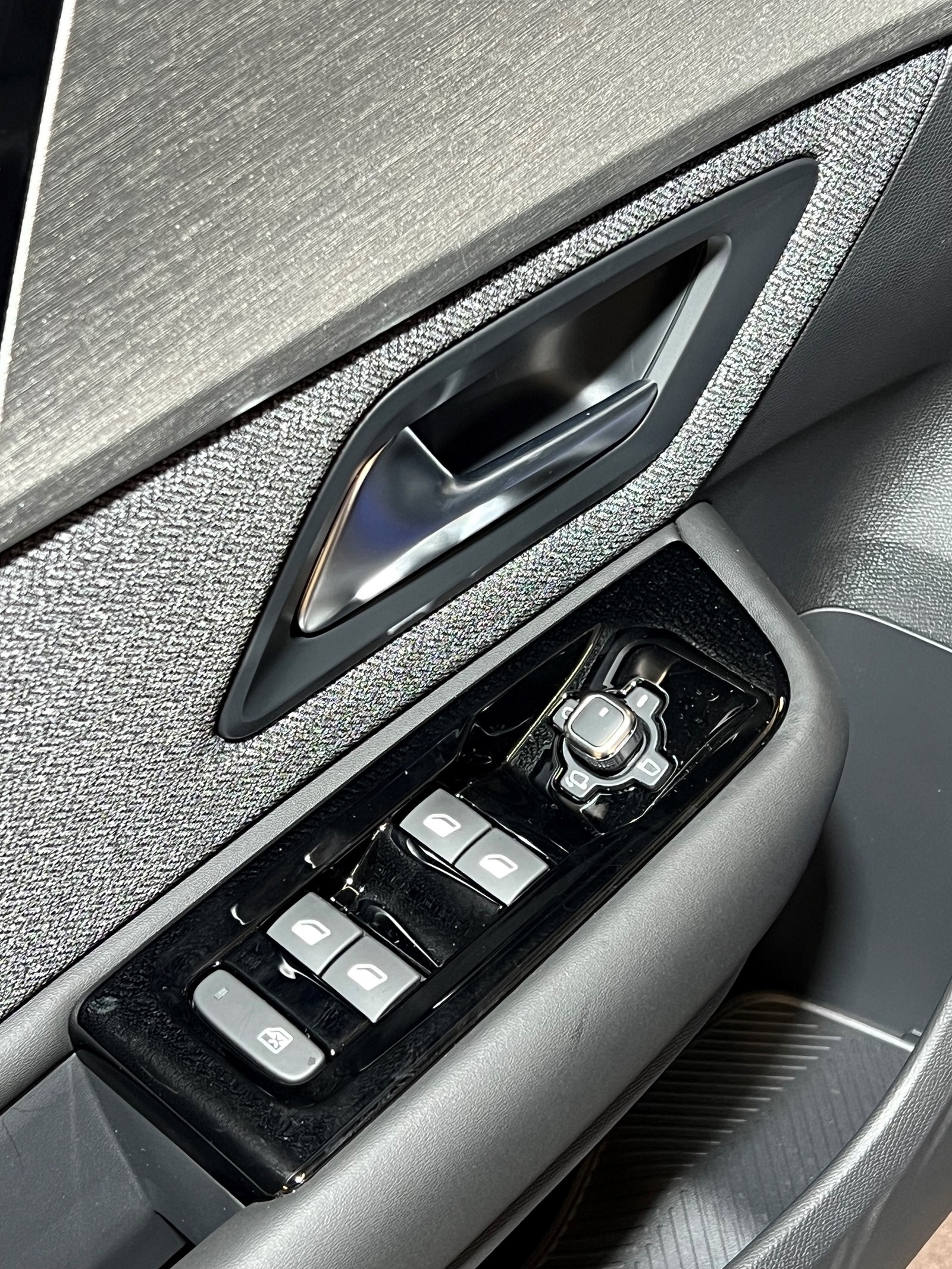 CITROEN C5 X 1.6i PHEV Feel Pack e-EAT8-image-6