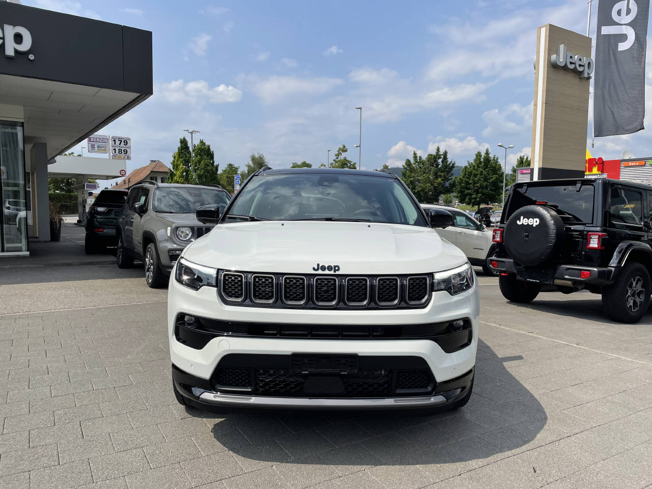 JEEP Compass 1.3 S Plus 4xe-image-1