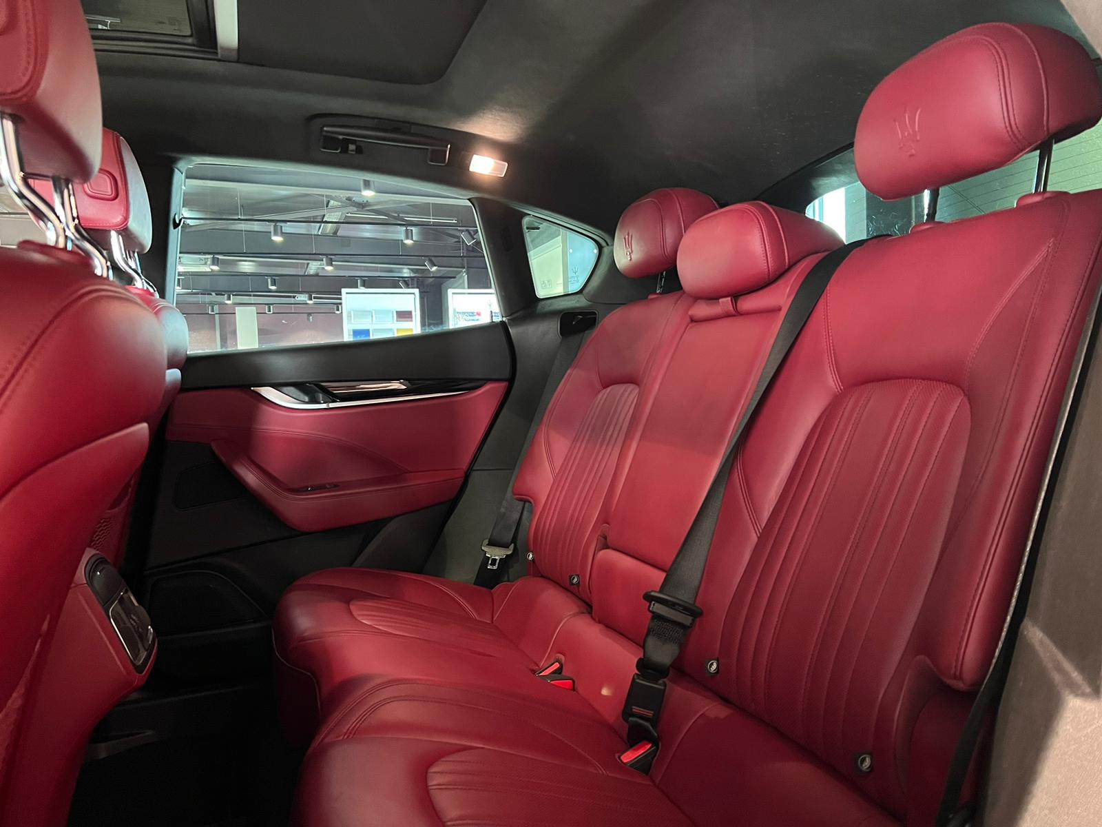 MASERATI Levante S 3.0 V6 Automatica-image-15