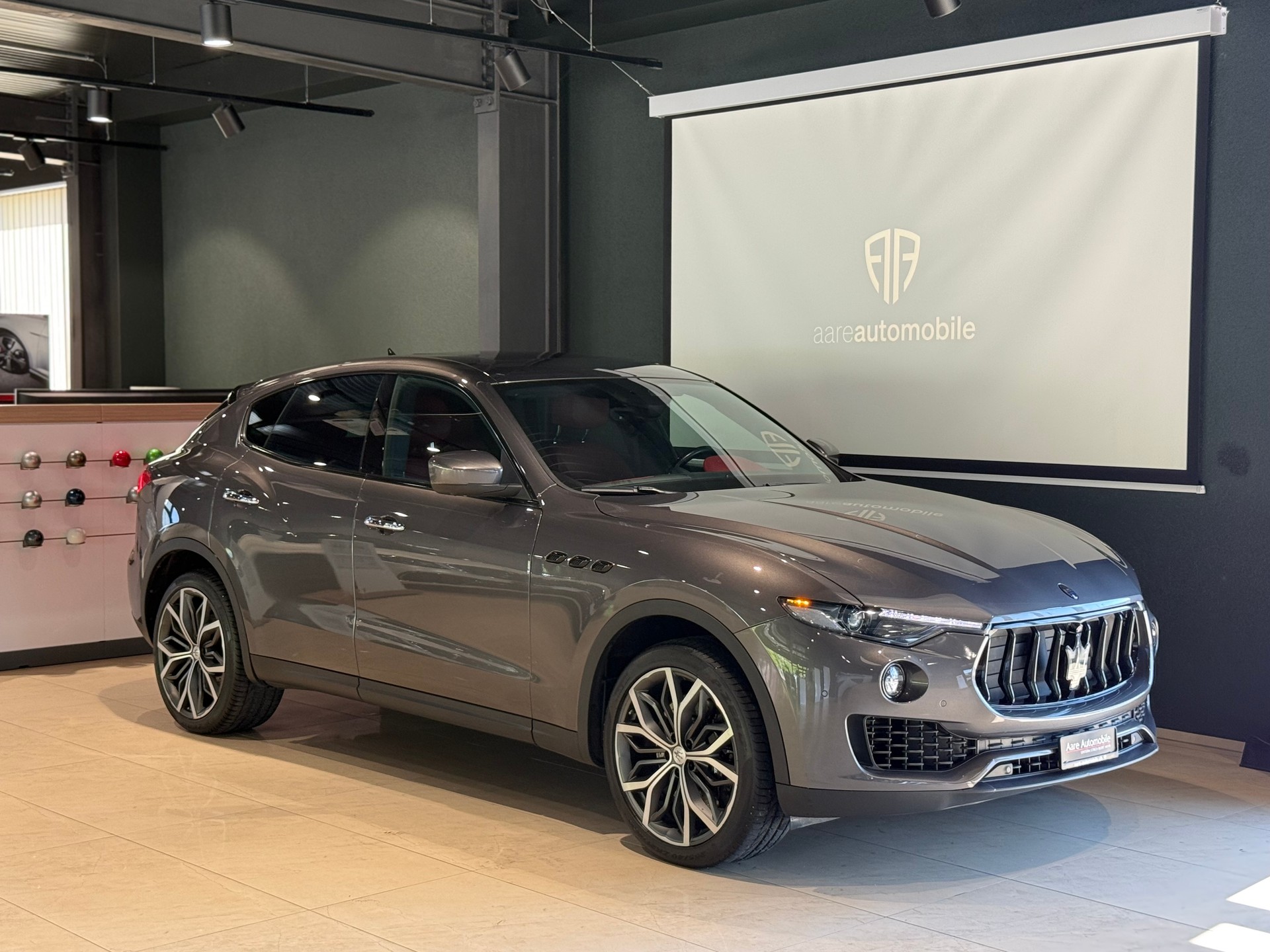 MASERATI Levante S 3.0 V6 Automatica-image-0
