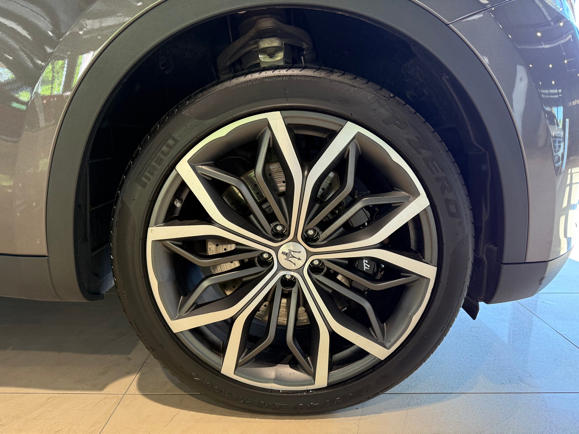 MASERATI Levante S 3.0 V6 Automatica-image-3