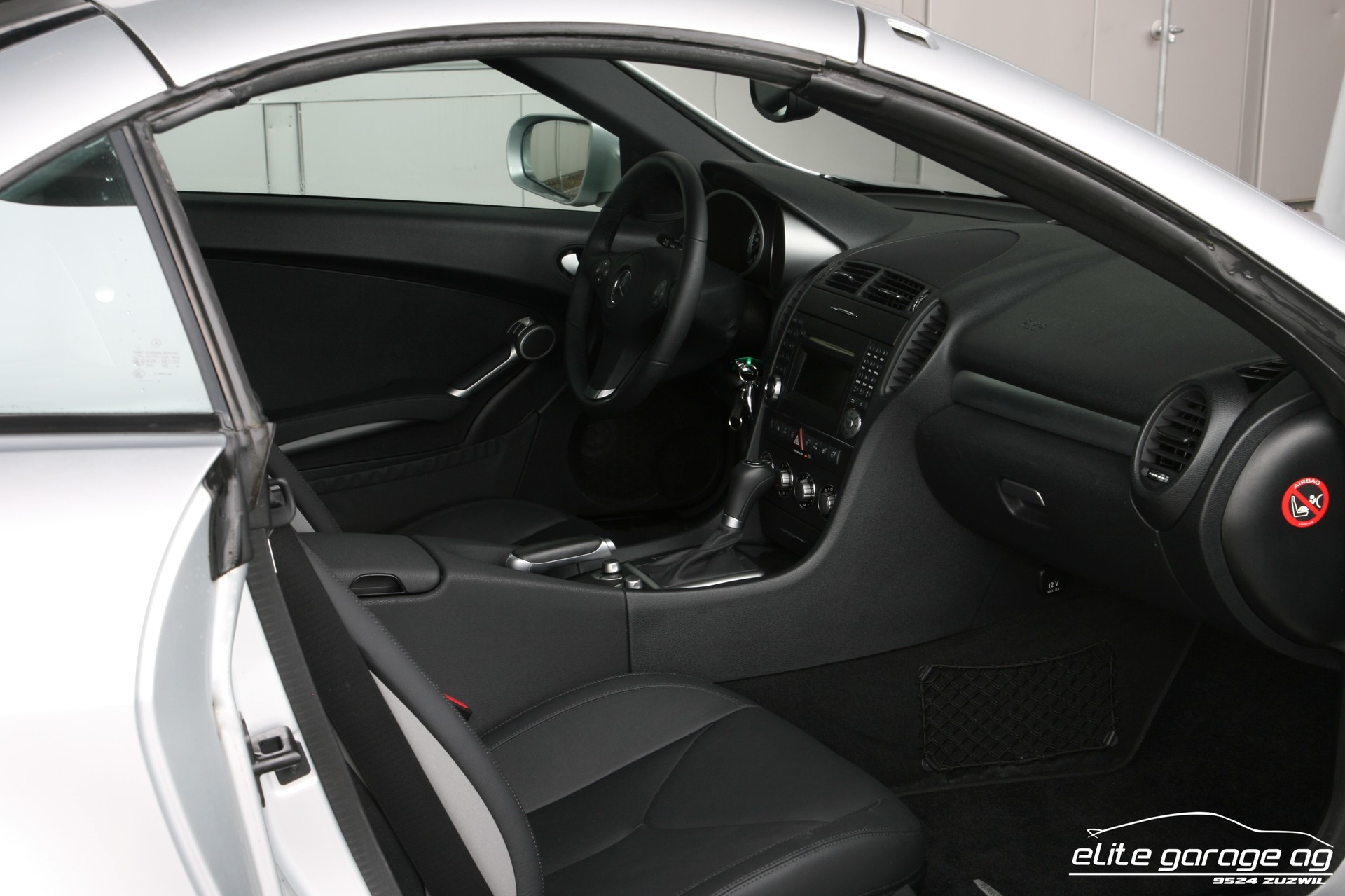MERCEDES-BENZ SLK 200 Kompressor-image-13