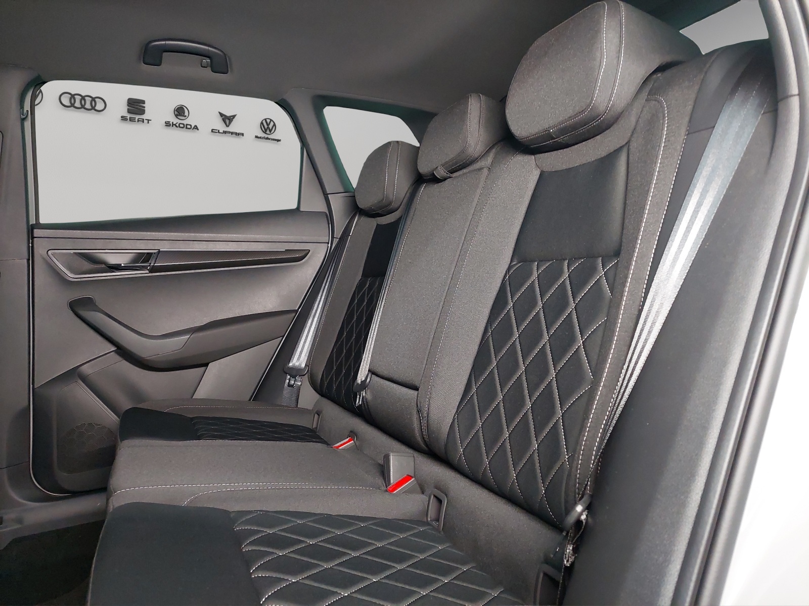 SKODA Karoq 2.0 TSI SportLine 4x4 DSG-image-7