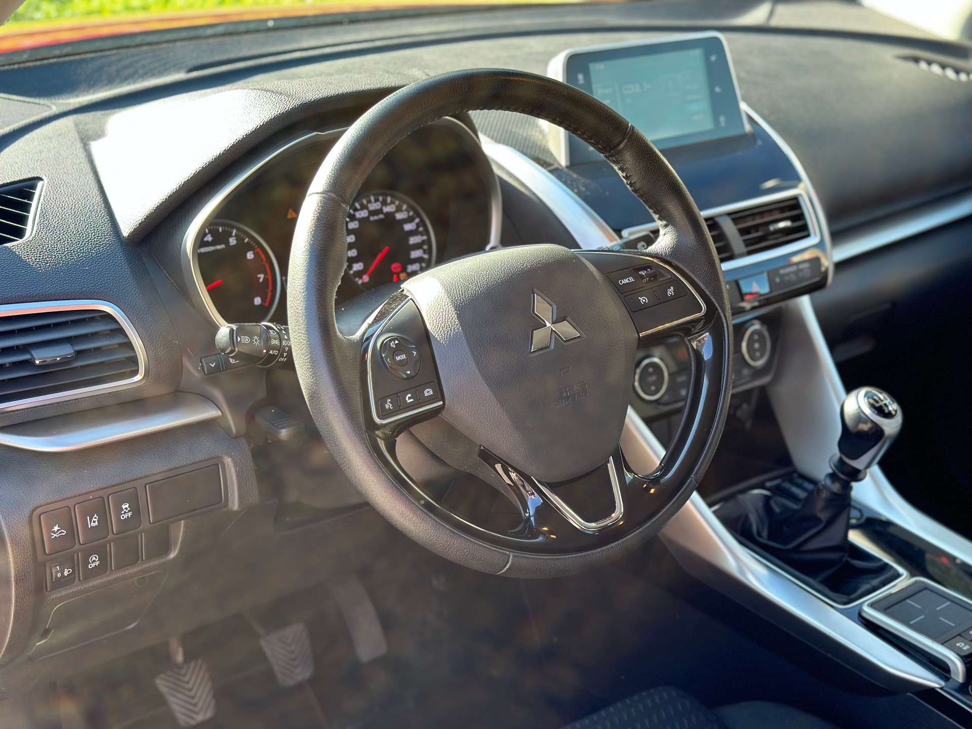 MITSUBISHI Eclipse Cross 1.5 T-Mivec Value 2WD-image-11