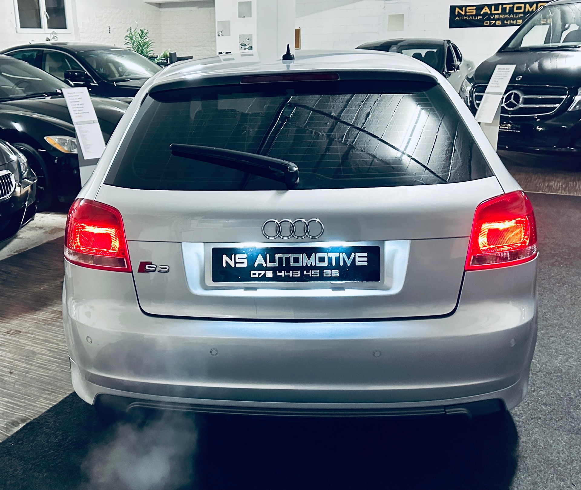 AUDI S3 2.0 Turbo FSI quattro-image-4