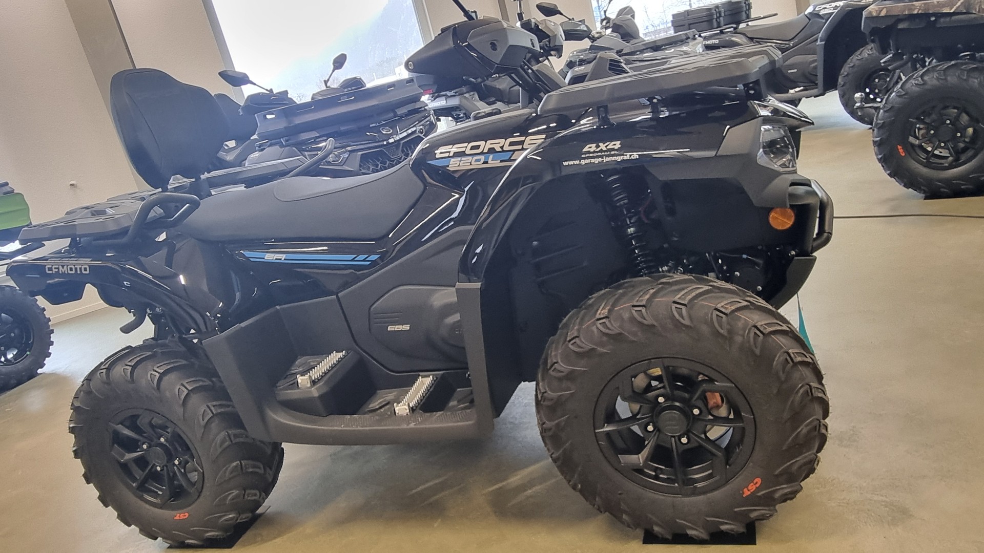 CF MOTO Ab MFK mit L7e Kleinmotorfahrzeug-showroom-element-1