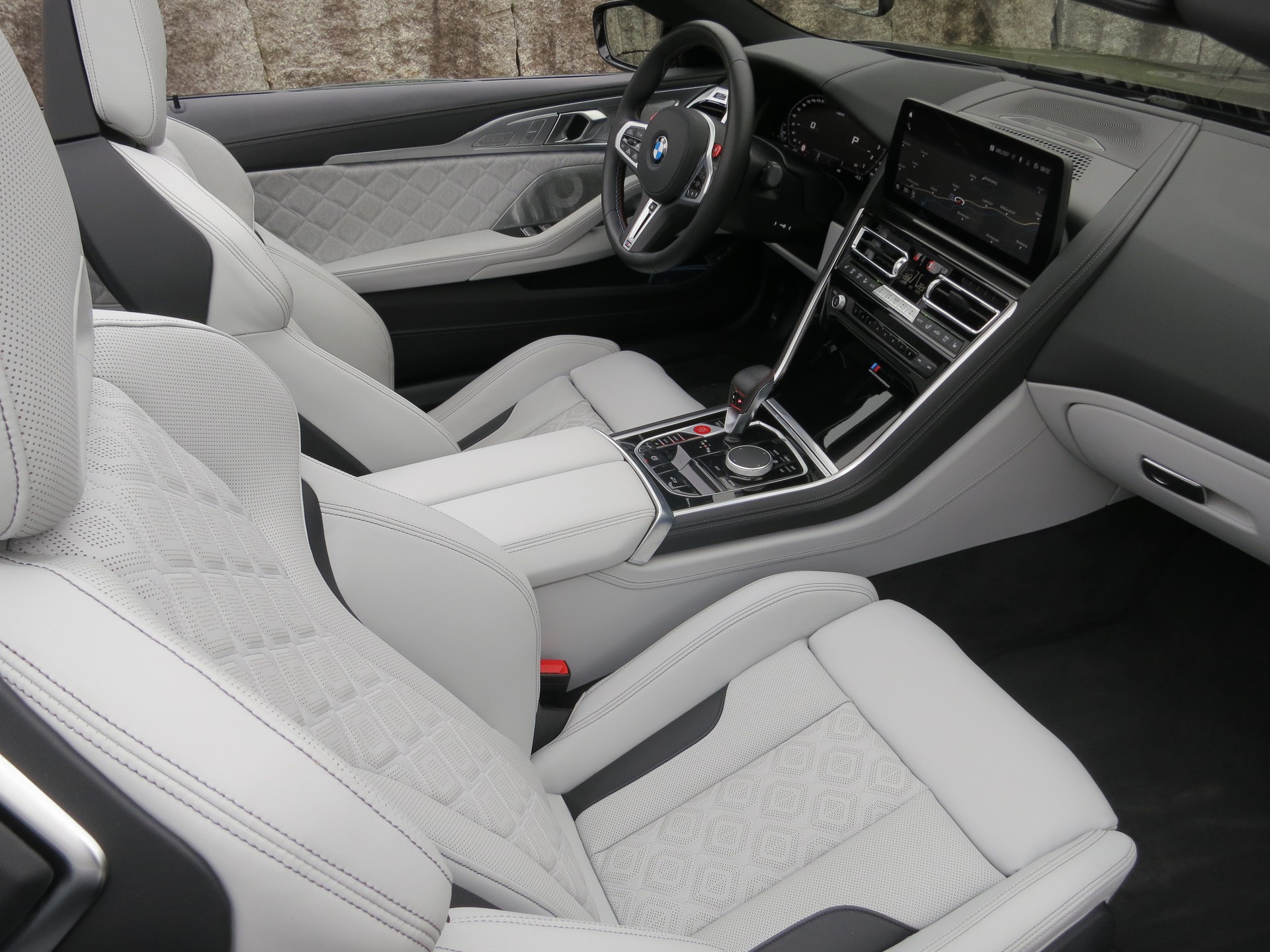 BMW M8 xDrive M Competition-image-14
