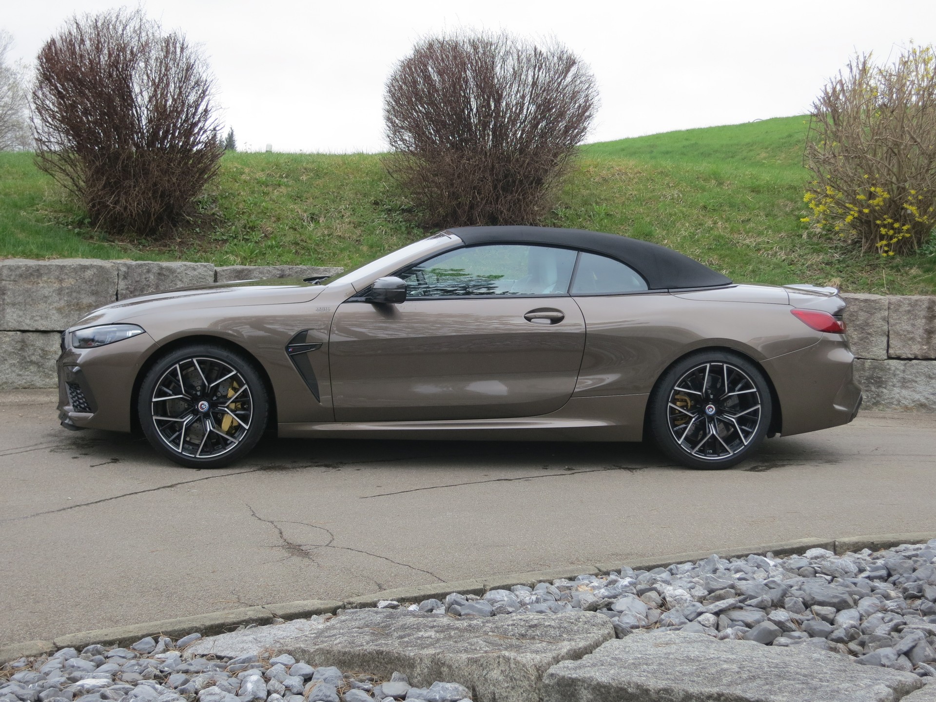BMW M8 xDrive M Competition-showroom-element-3