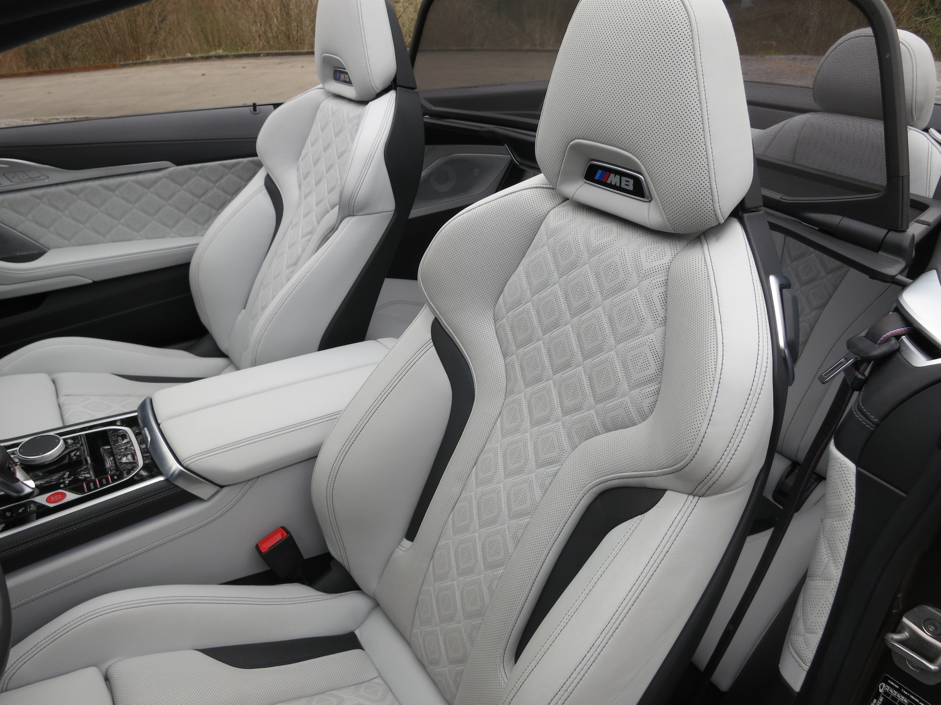 BMW M8 xDrive M Competition-image-15