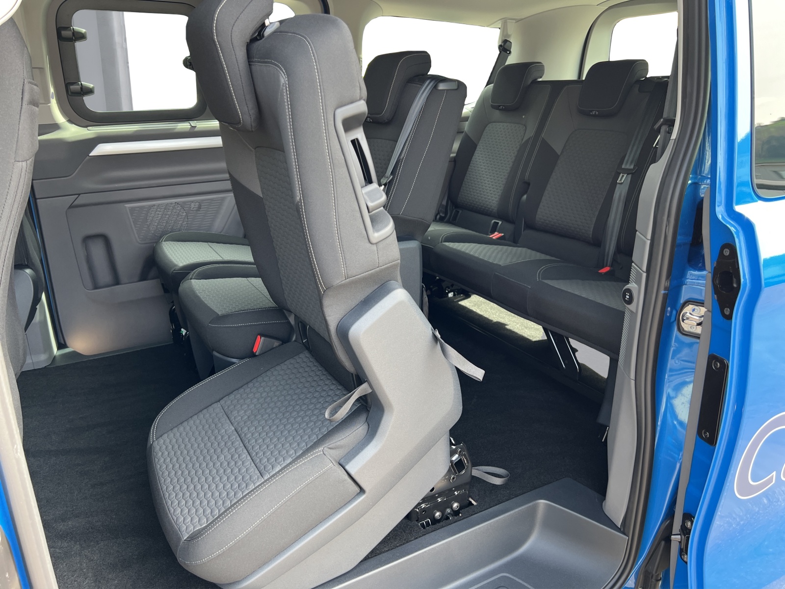 VW Caravelle 2.0 TDI Aut.8-image-10