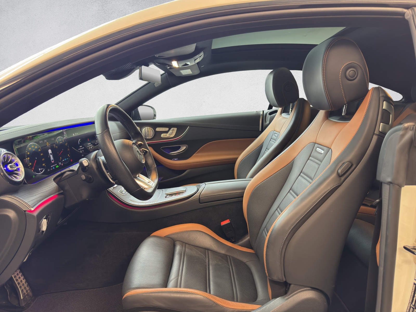 MERCEDES-BENZ E 53 AMG 4Matic+ Coupé-image-9