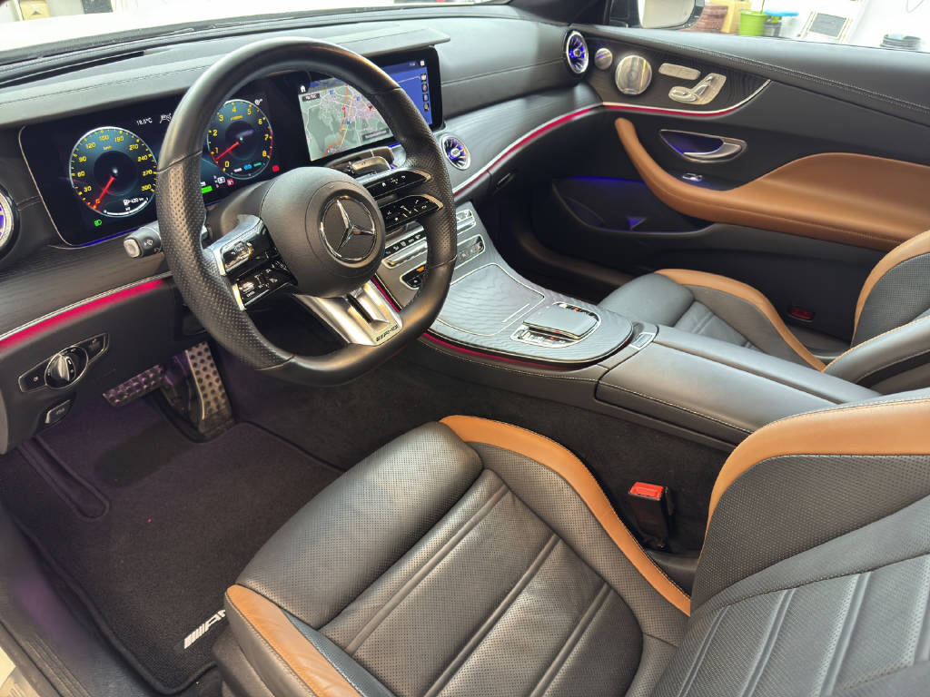 MERCEDES-BENZ E 53 AMG 4Matic+ Coupé-image-11