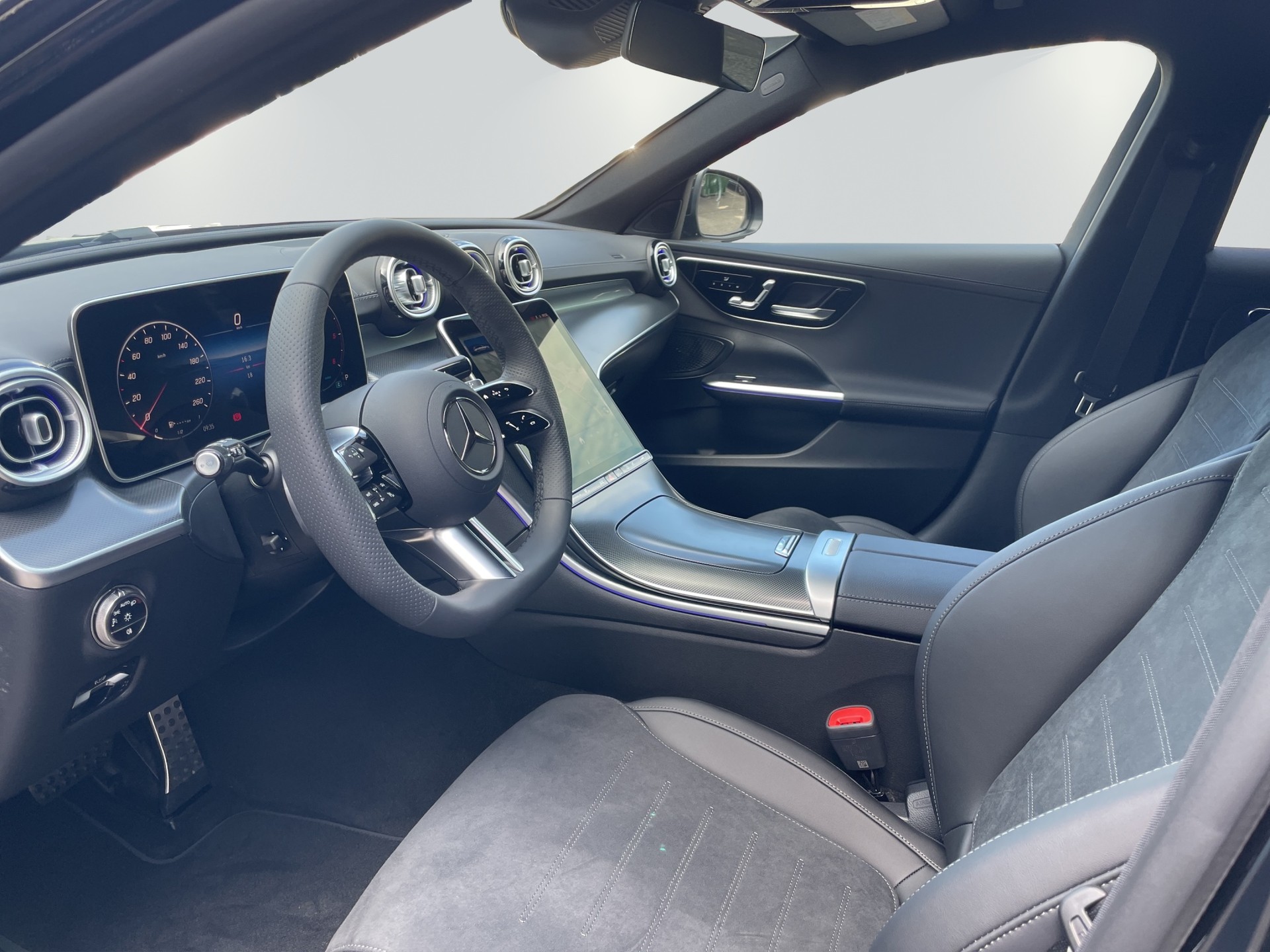 MERCEDES-BENZ C 220 d T 4 Matic-image-7