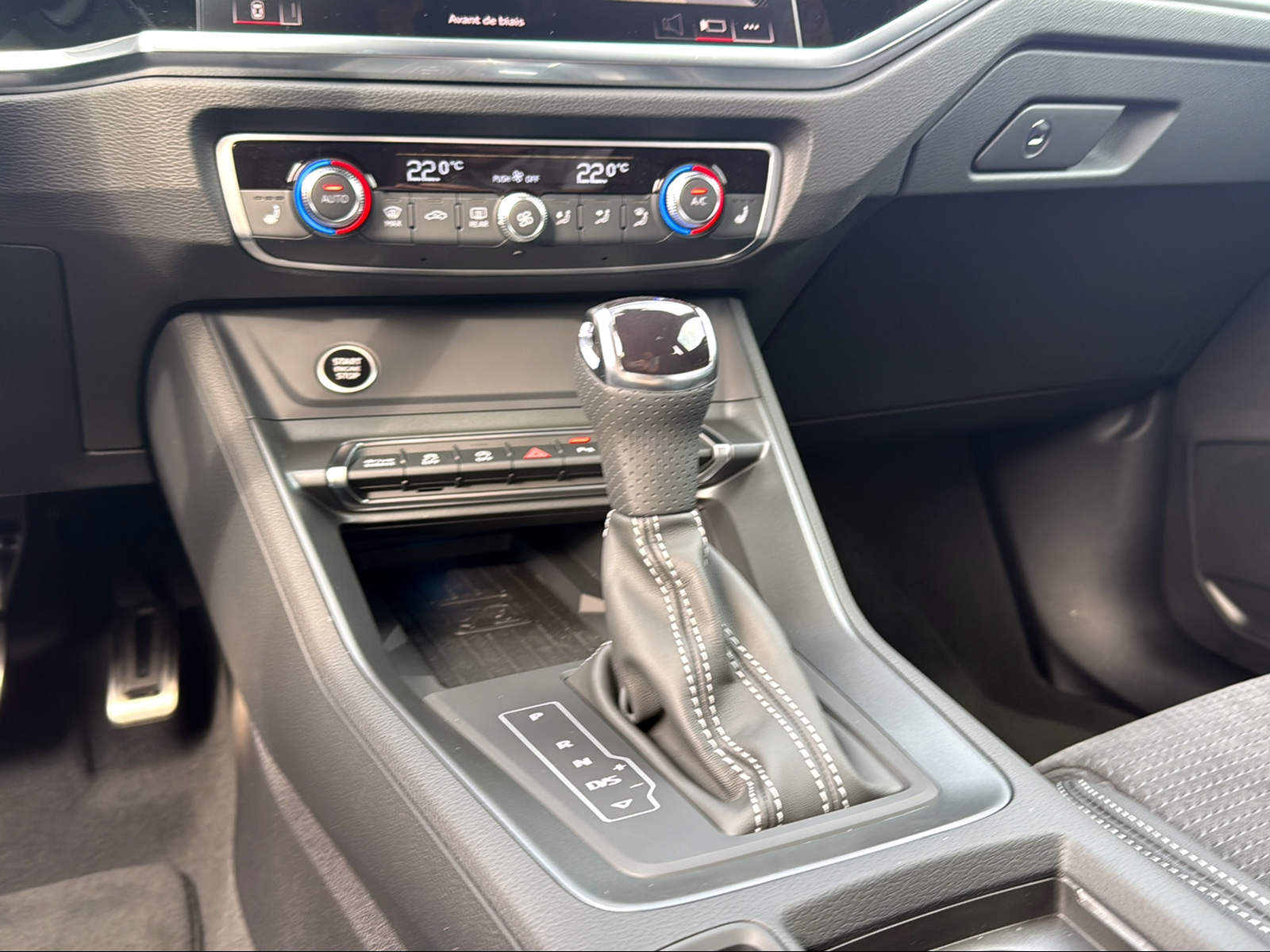 AUDI Q3 Sportback 35 TFSI S line Attraction S-tronic-image-11