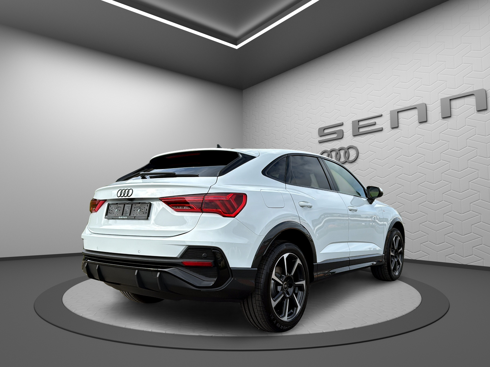 AUDI Q3 Sportback 35 TFSI S line Attraction S-tronic-image-2