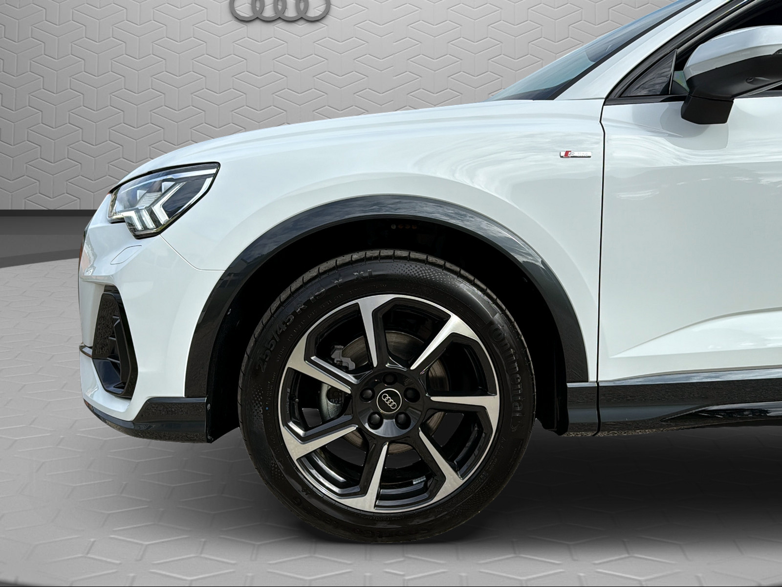 AUDI Q3 Sportback 35 TFSI S line Attraction S-tronic-image-5